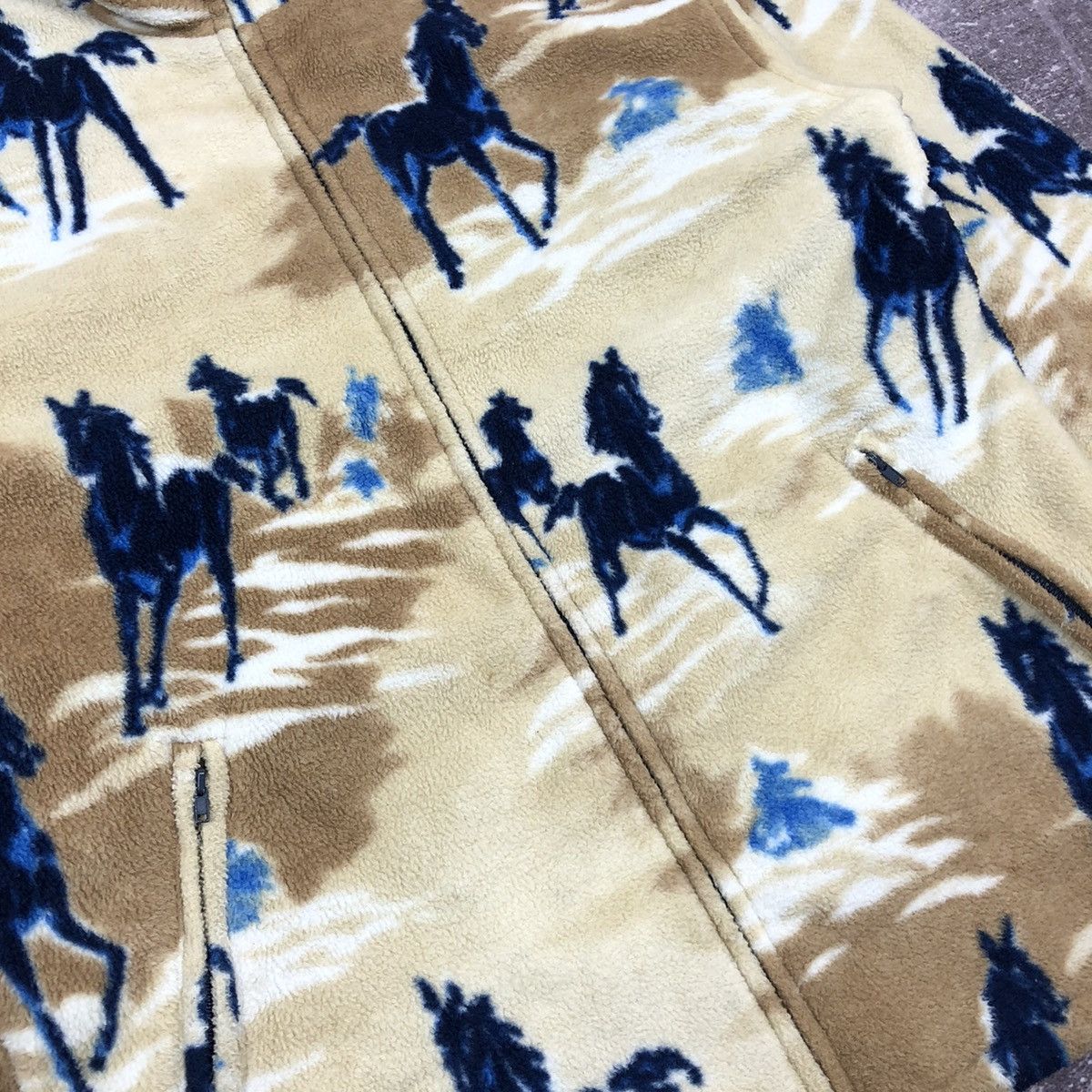 Vintage Vintage Horse Graphics Fleece All Over Print Size US M / EU 48-50 / 2 - 10 Thumbnail