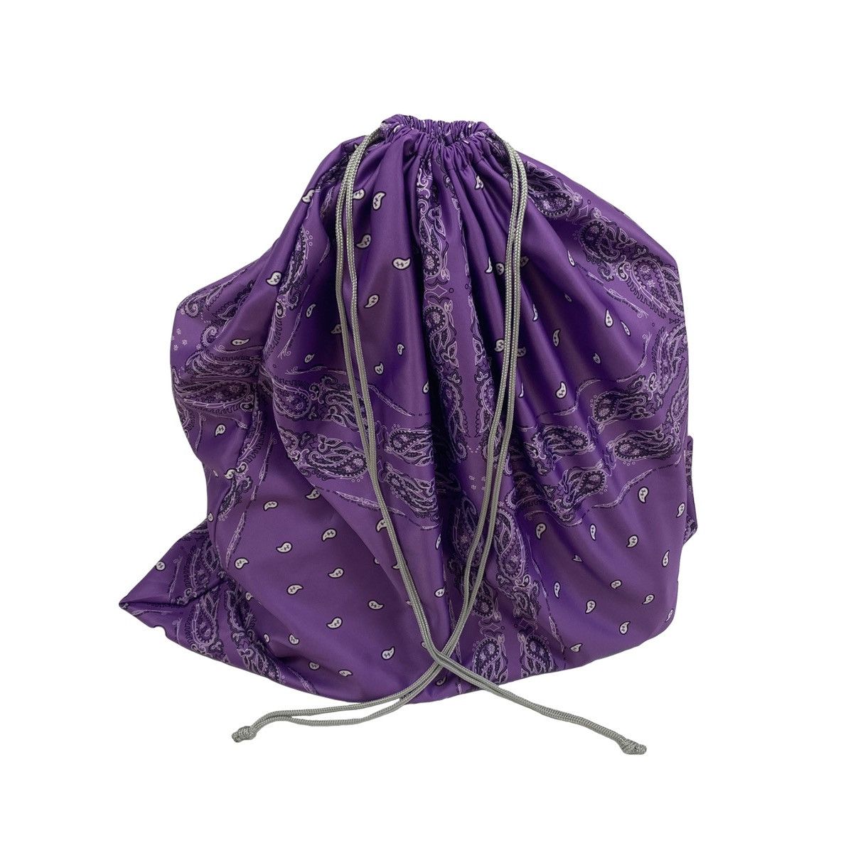 バッグ THE WORLD IS YOURS PAISLY TRAVEL BAG 50 THE WORLD IS YOURS Purple Paisley Travel Bag 50 | Grailed