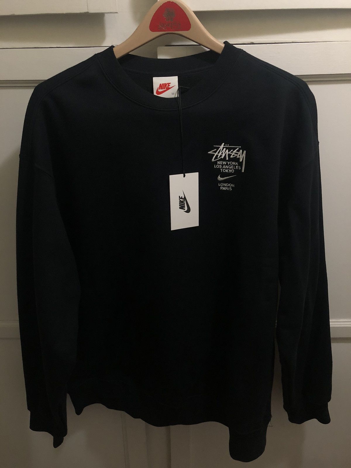 Tシャツ・カットソー Nike x Stussy International Crewneck Sweatshirt black grey Nike x Stussy International Crewneck Sweatshirt Black S/S 21