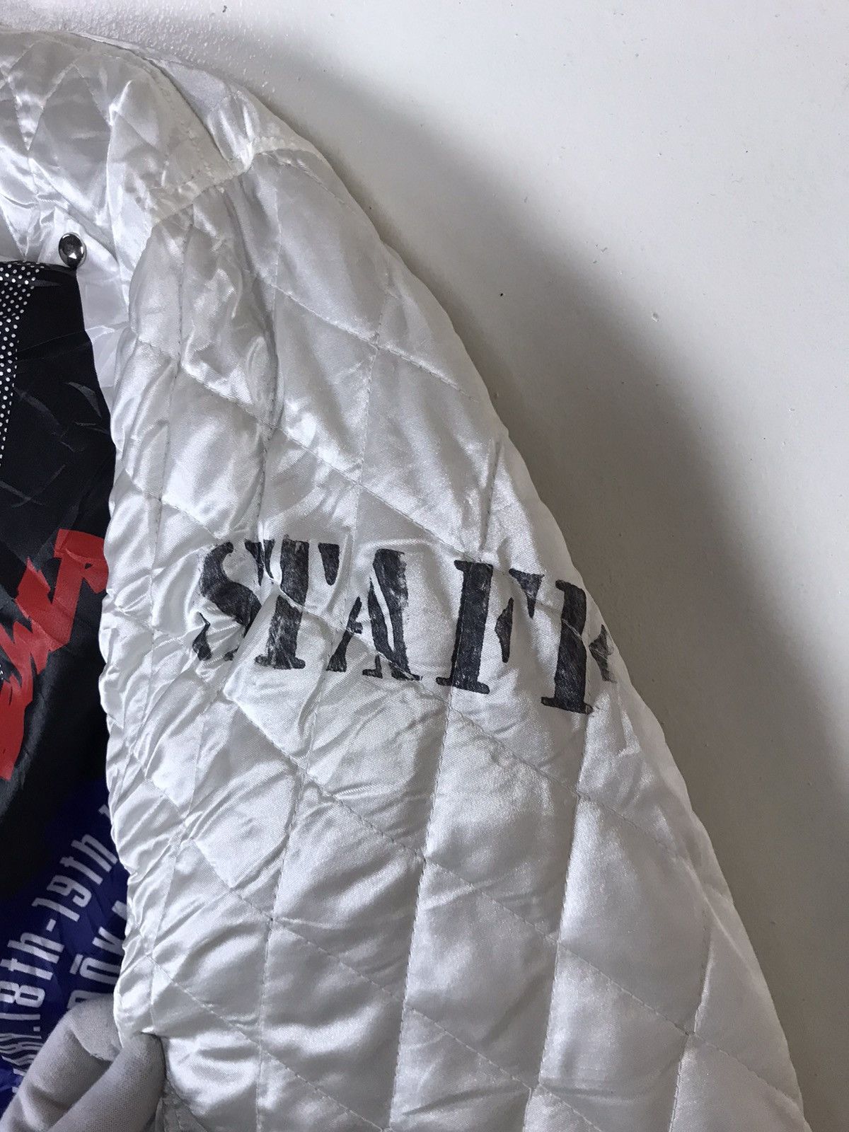Japanese Brand × Vintage 80s Earth Shaker Hard Rock Nights Staff Quilted Bomber Size US M / EU 48-50 / 2 - 4 Thumbnail
