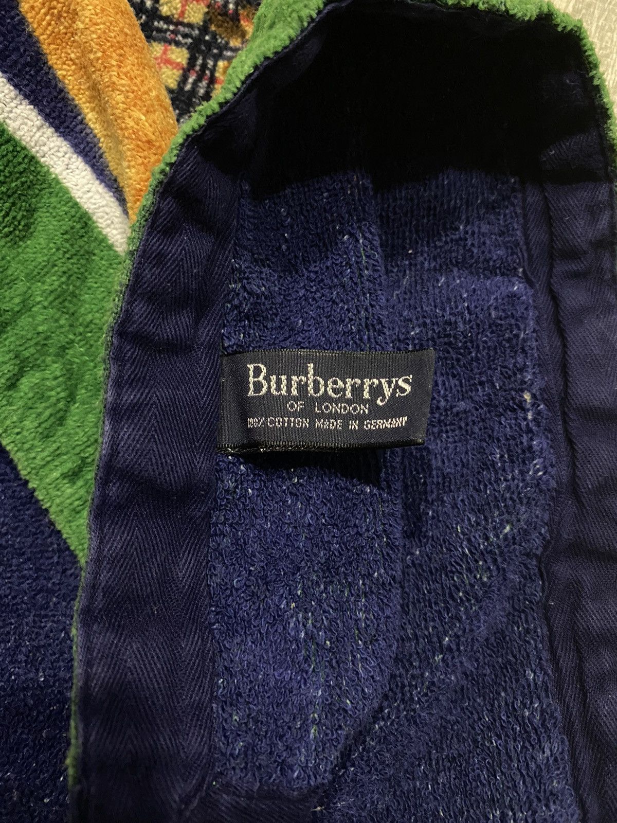 Burberry 🔥Vintage Burberrys Bear Towel/Rare Burberry Bears Towel Size ONE SIZE - 13 Thumbnail