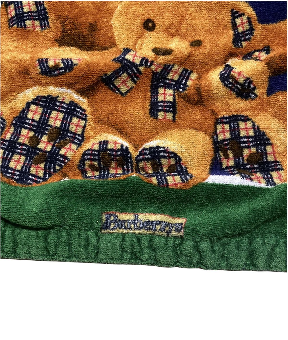 Burberry 🔥Vintage Burberrys Bear Towel/Rare Burberry Bears Towel Size ONE SIZE - 5 Thumbnail