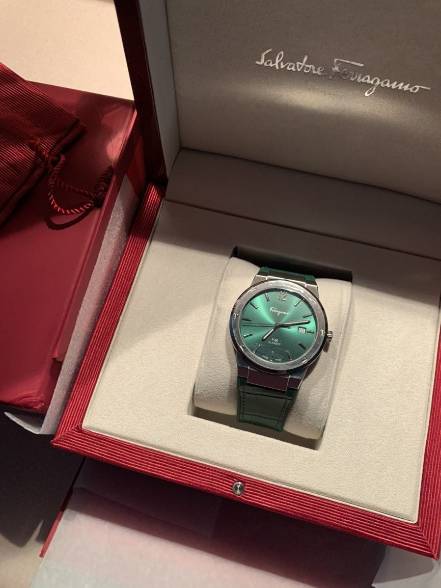 Salvatore Ferragamo *RARE* New Salvatore Ferragamo Croc Leather Embossed Watch Size ONE SIZE - 1 Thumbnail