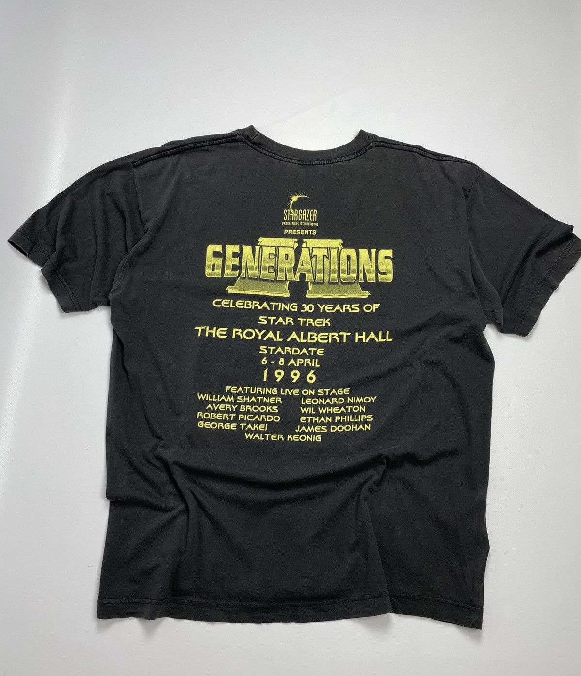 Vintage Vintage 1996 Star Trek 30 Years Movie T-Shirt Size US XL / EU 56 / 4 - 4 Thumbnail