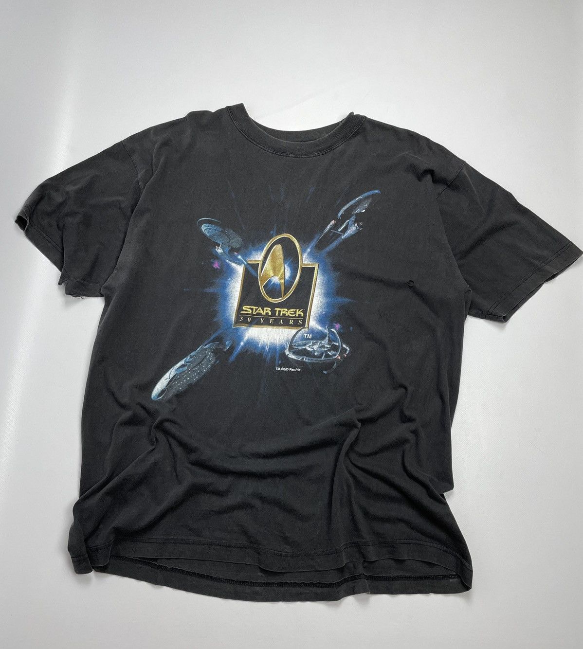 Vintage Vintage 1996 Star Trek 30 Years Movie T-Shirt Size US XL / EU 56 / 4 - 1 Thumbnail