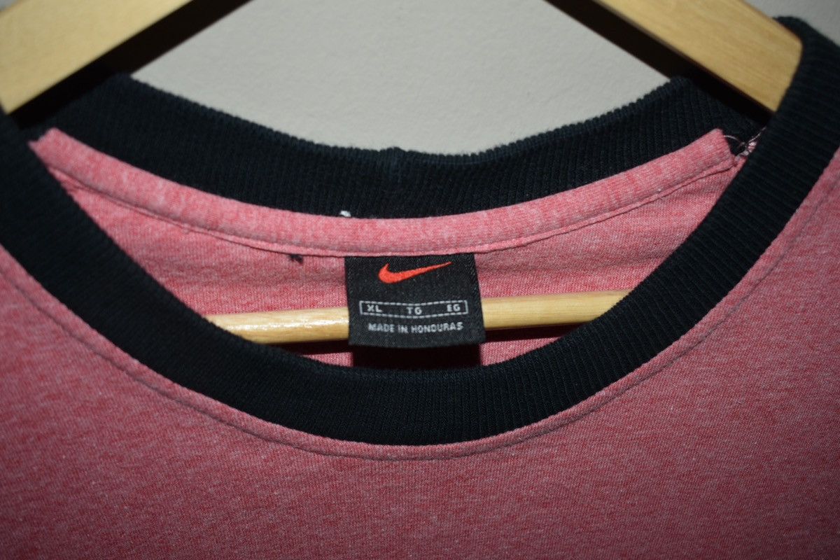 Nike Vintage pink nike shirt Size US XL / EU 56 / 4 - 5 Thumbnail