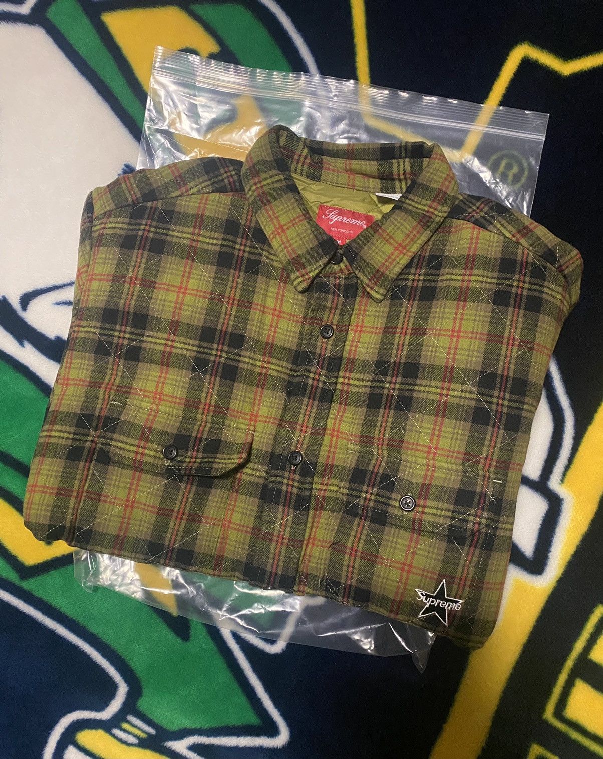 Supreme quilted store flannel olive (M)