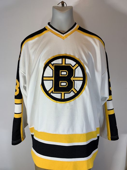 BOSTON BRUINS VINTAGE 90s PRO PLAYER NHL HOCKEY JERSEY XXL