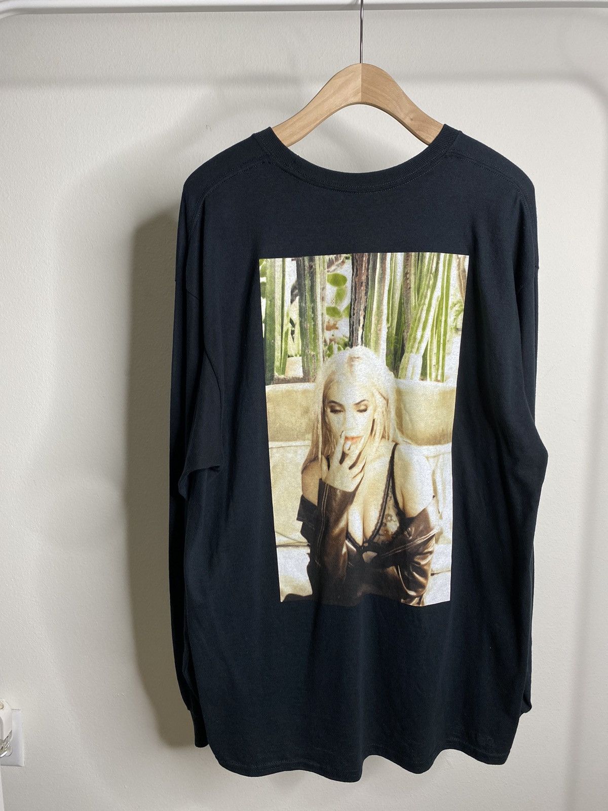 Kylie jenner long t shirt sale
