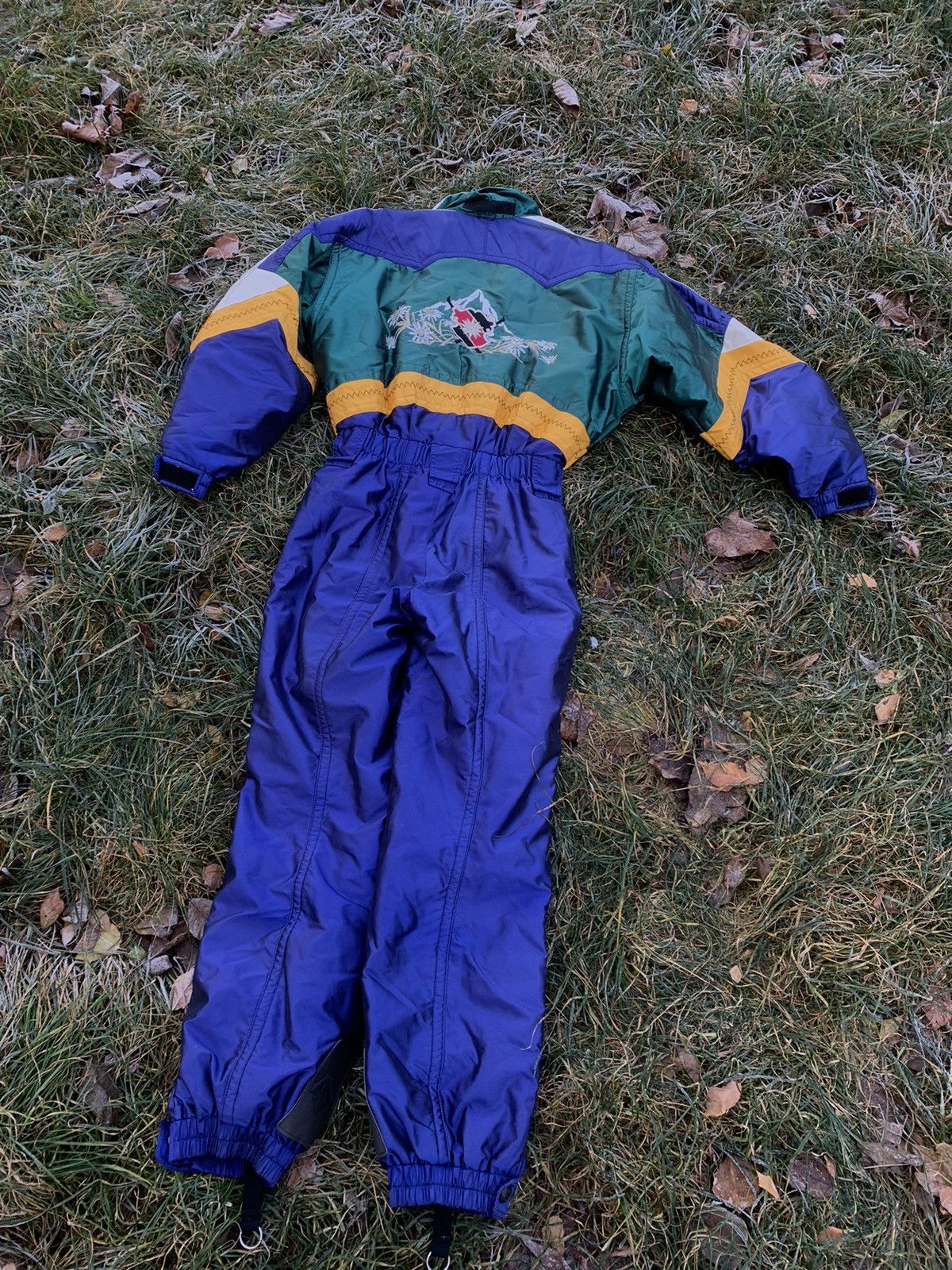 Descente × Vintage Descente suisse ski team vintage suit sdx Switzerland team Size US S / EU 44-46 / 1 - 19 Thumbnail
