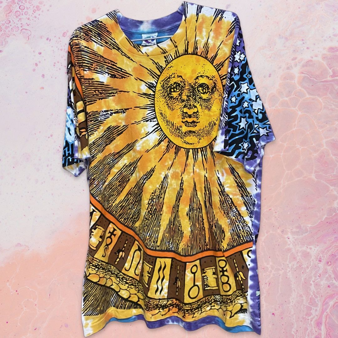 Liquid Blue Vintage liquid blue the sun and moon overprint Grailed