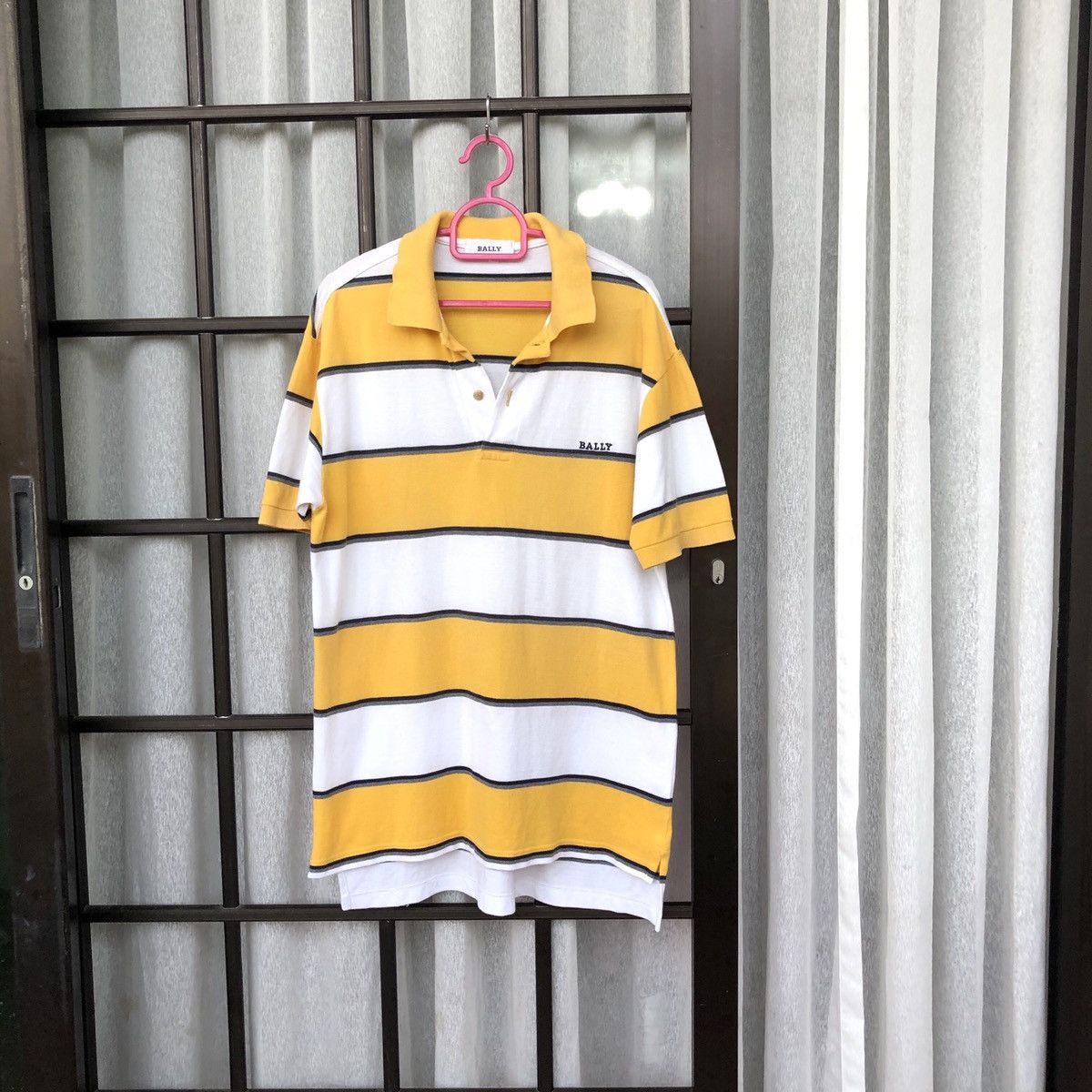 Bally Vintage Bally Collar Polos Srtipe T-Shirt Made in Italy Size US M / EU 48-50 / 2 - 1 Thumbnail