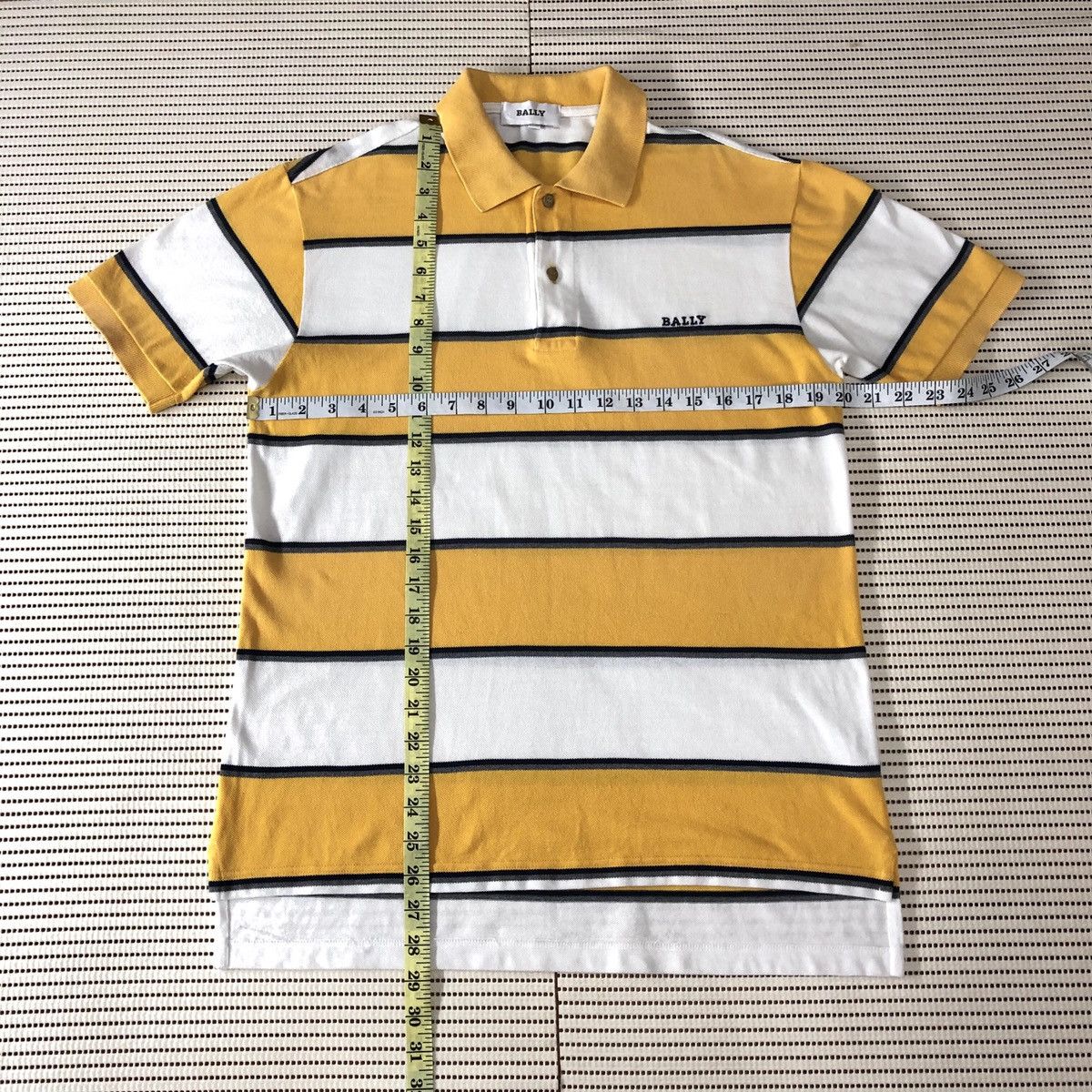 Bally Vintage Bally Collar Polos Srtipe T-Shirt Made in Italy Size US M / EU 48-50 / 2 - 8 Thumbnail