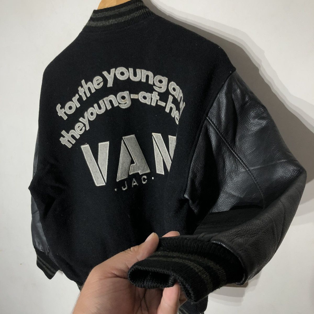 Japanese Brand Vintage Van Jac Varisty Jacket Embroidery Big Logo Size US M / EU 48-50 / 2 - 6 Thumbnail