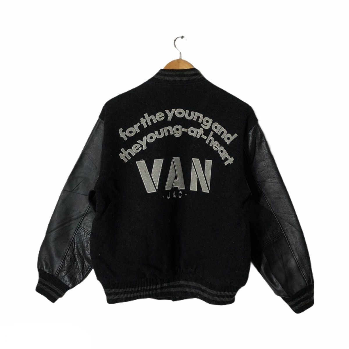Japanese Brand Vintage Van Jac Varisty Jacket Embroidery Big Logo Size US M / EU 48-50 / 2 - 1 Thumbnail