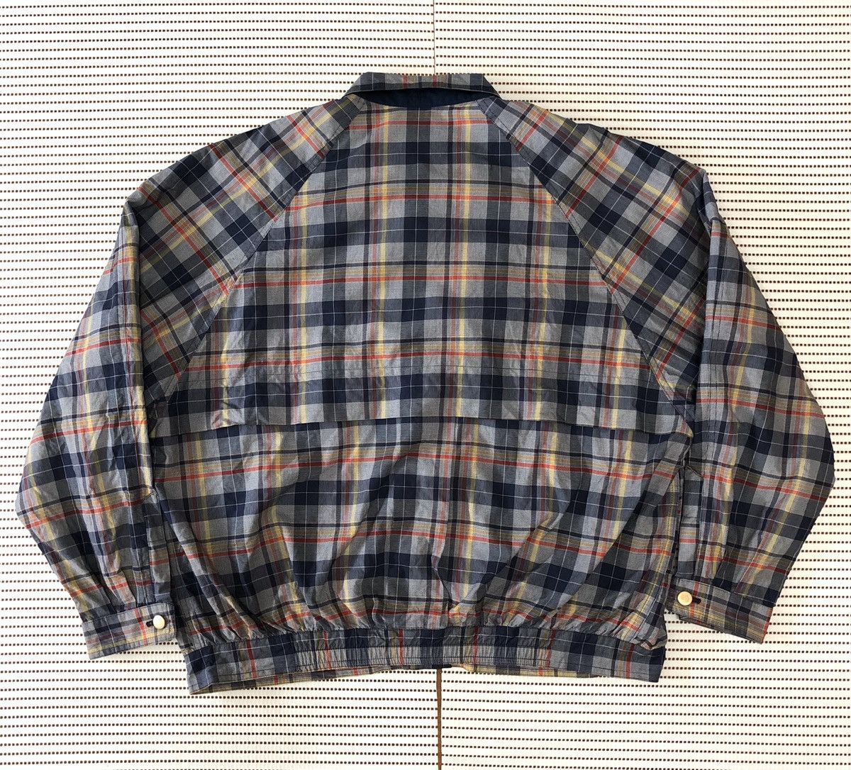Valentino Vintage Valentino Sport Light Jacket Made in Italy Size US M / EU 48-50 / 2 - 13 Thumbnail