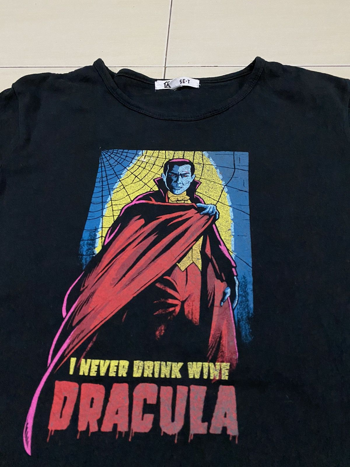 Universal Studios Universal studios Dracula horror movie t shirt Size US L / EU 52-54 / 3 - 3 Thumbnail