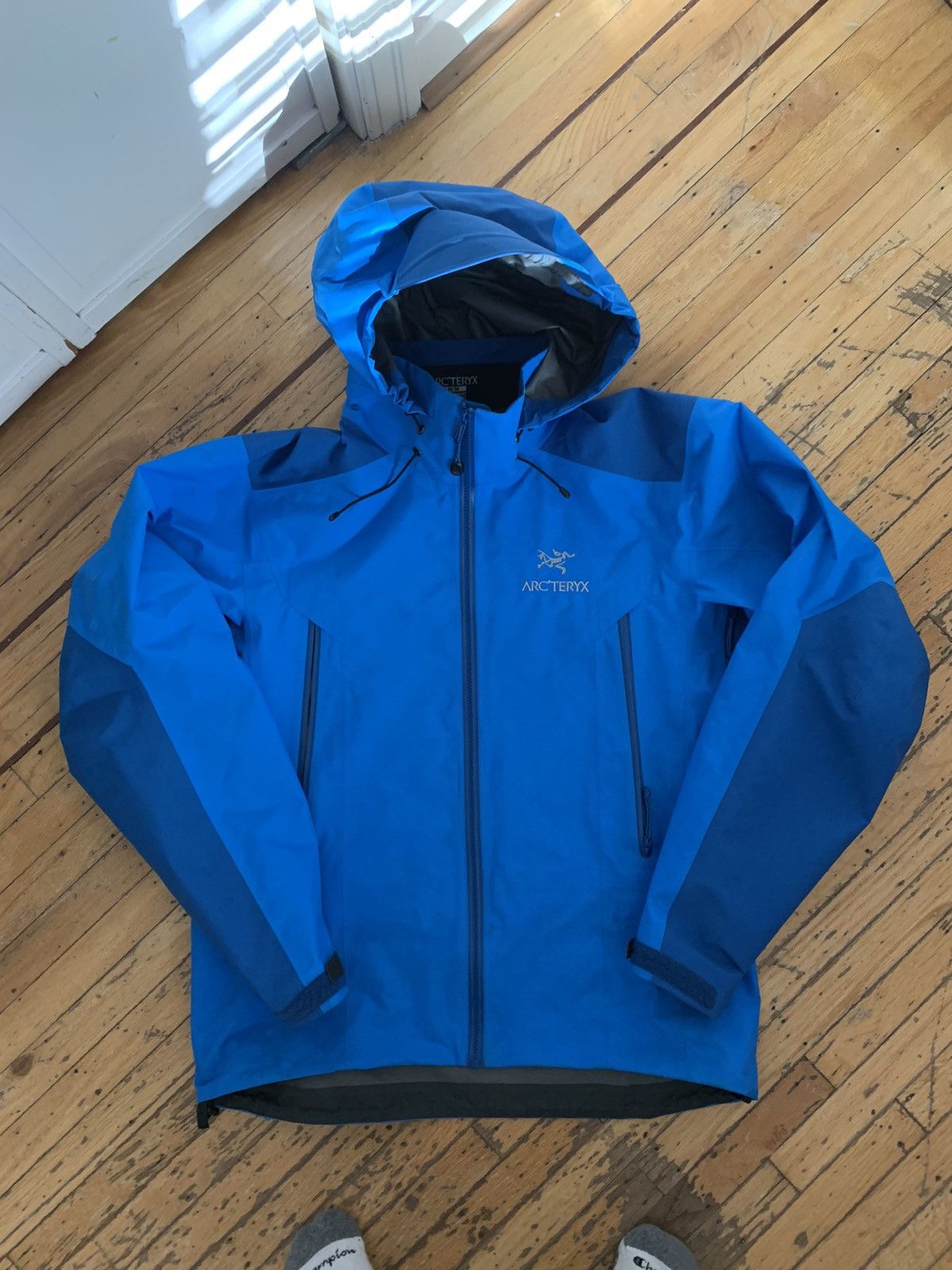 Arc'teryx Arc'teryx Beta AR Big Sky Blue | Grailed