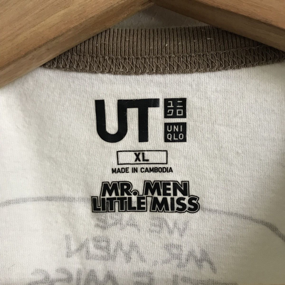 Uniqlo Uniqlo X Mr Men Little Mrss Shirts Size US L / EU 52-54 / 3 - 3 Thumbnail