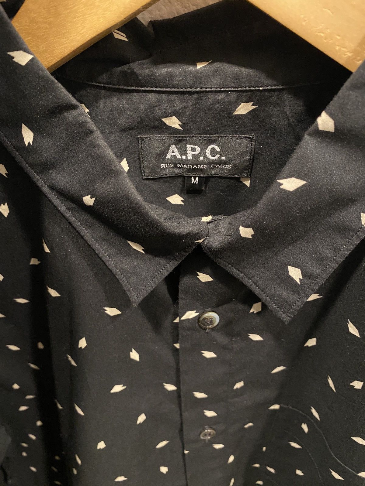 A.P.C. Black Poplin Printed Long Sleeve Button Shirt Size US M / EU 48-50 / 2 - 3 Thumbnail