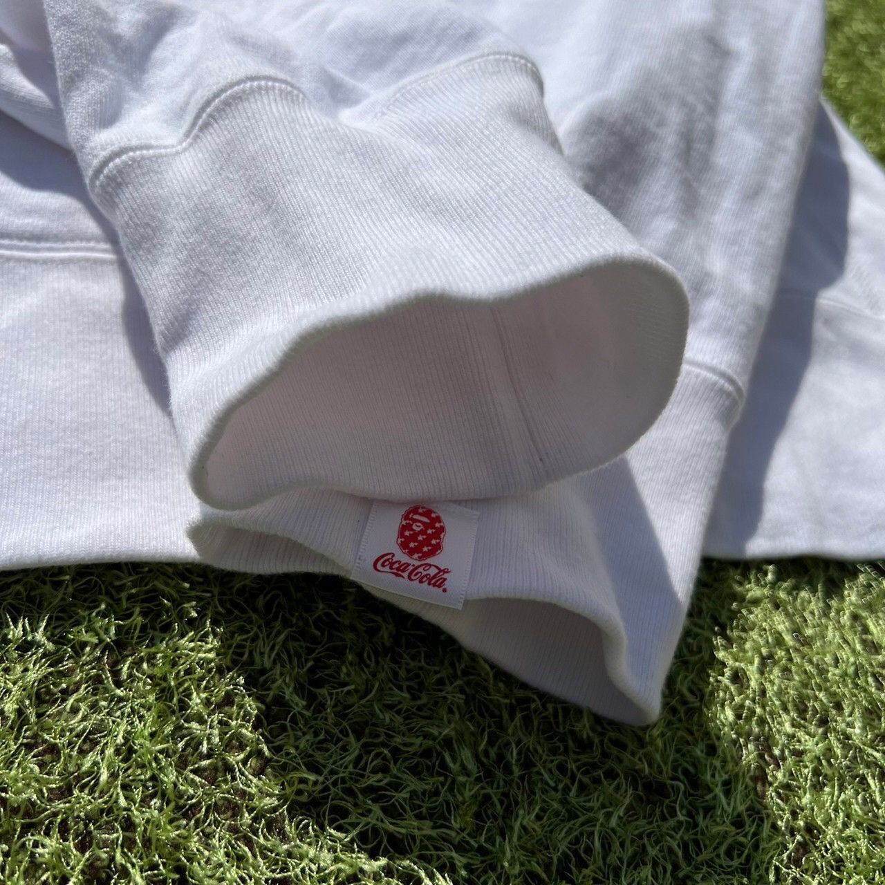 Bape BAPE coca・cola pullover White Size US XL / EU 56 / 4 - 2 Thumbnail