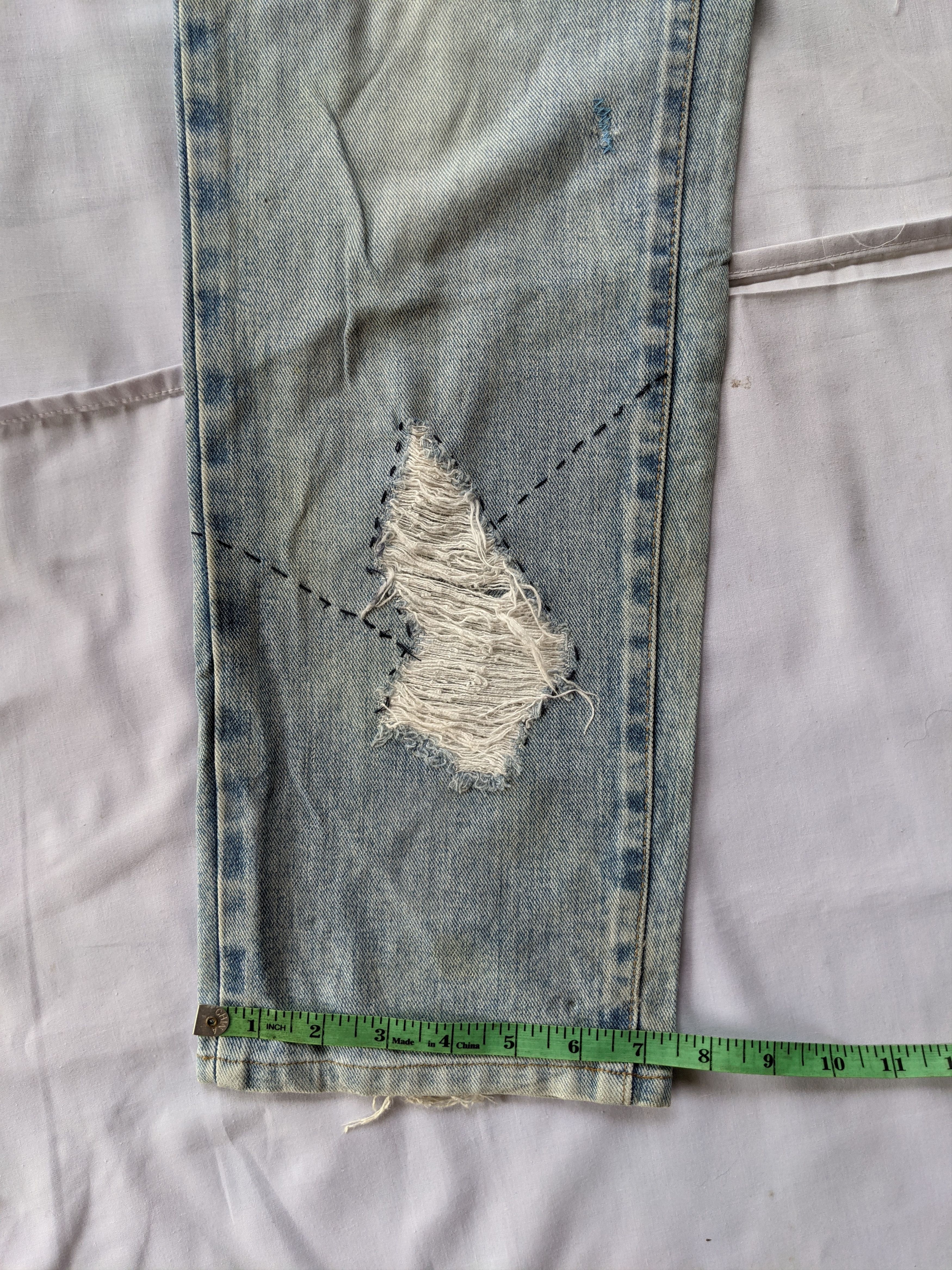 Edwin Vintage distressed denim Edwin Sashiko embroidey jeans Size US 29 - 11 Thumbnail