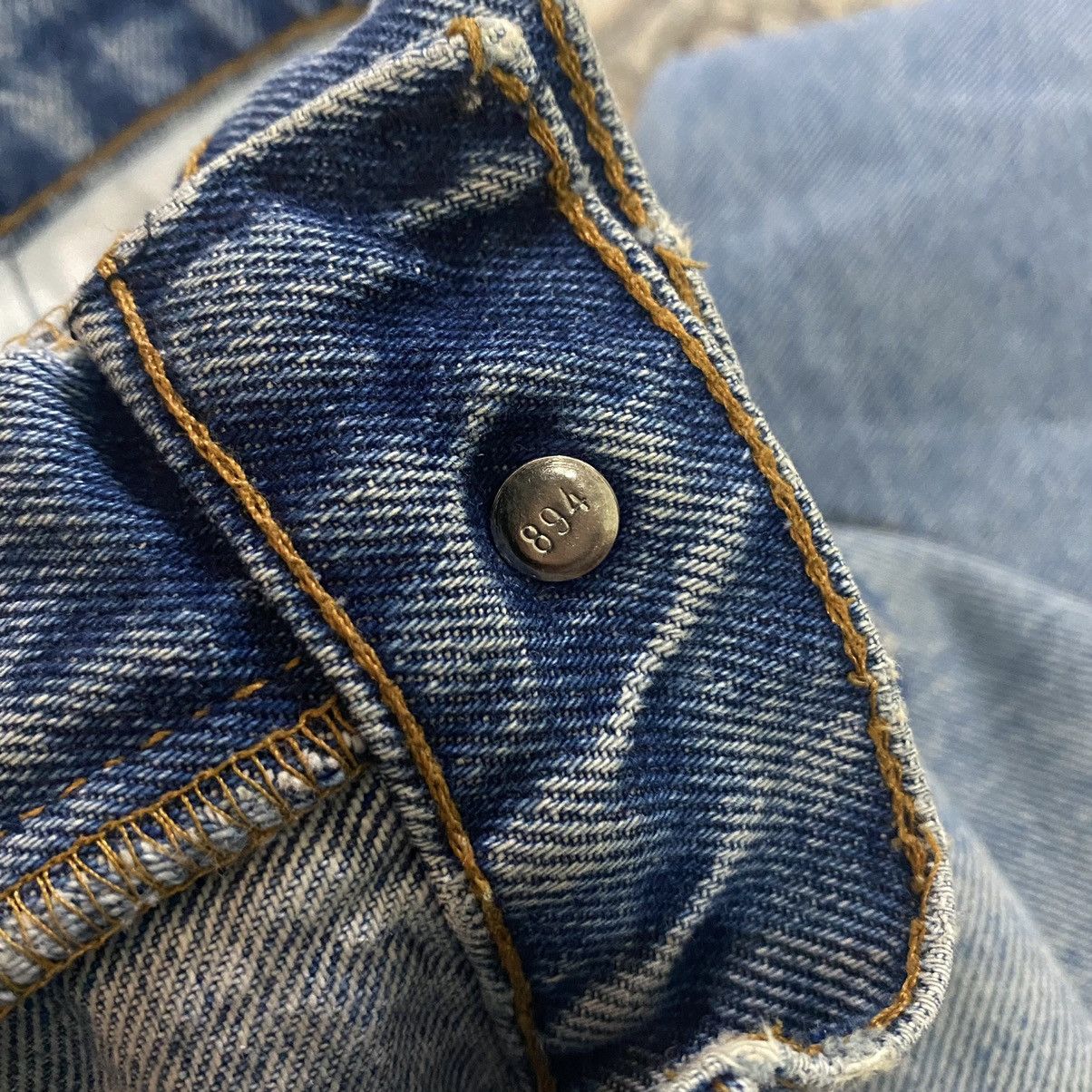 Levi's Vintage Levis 505 Orangetab Ripped Distressed Size US 33 - 17 Thumbnail