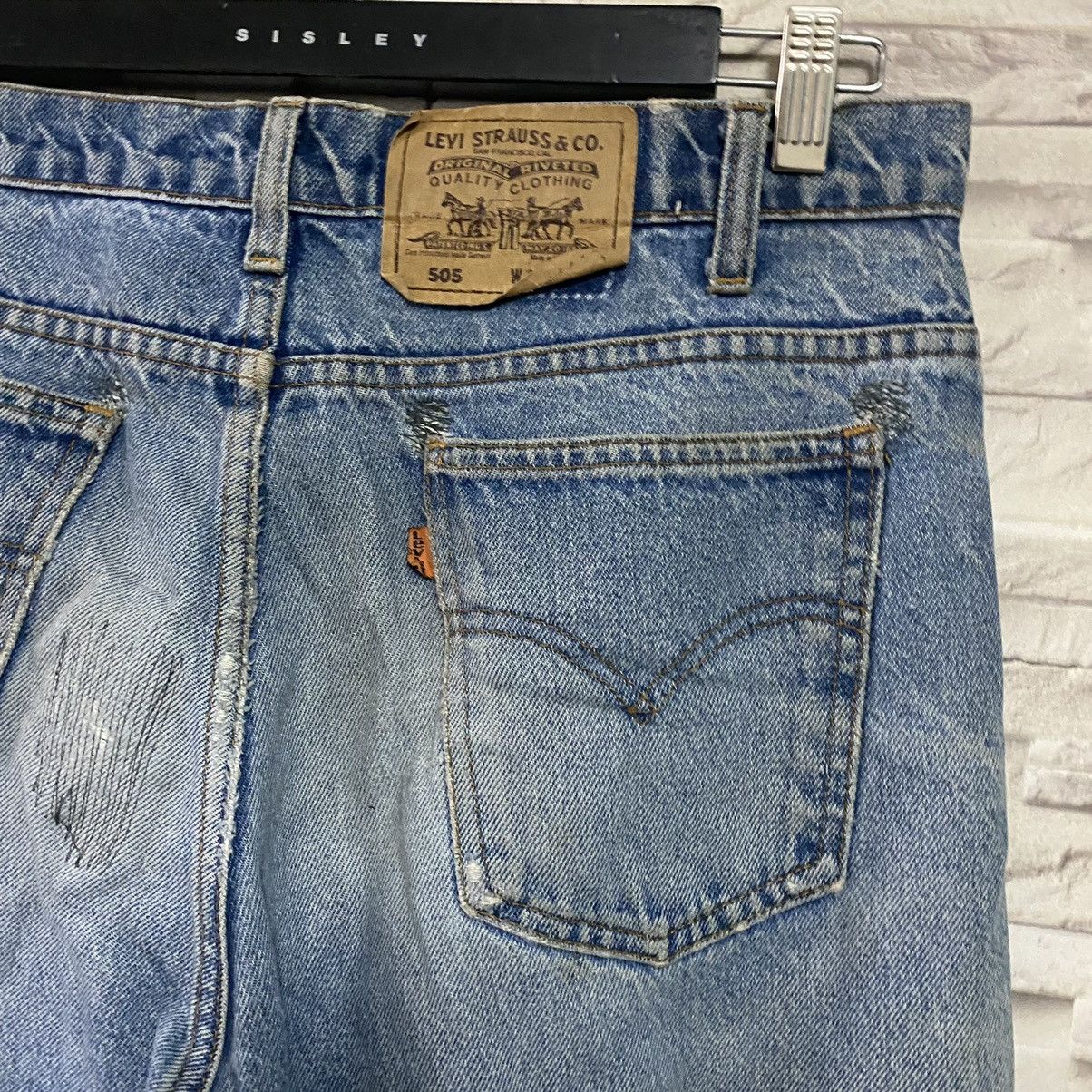 Levi's Vintage Levis 505 Orangetab Ripped Distressed Size US 33 - 13 Thumbnail