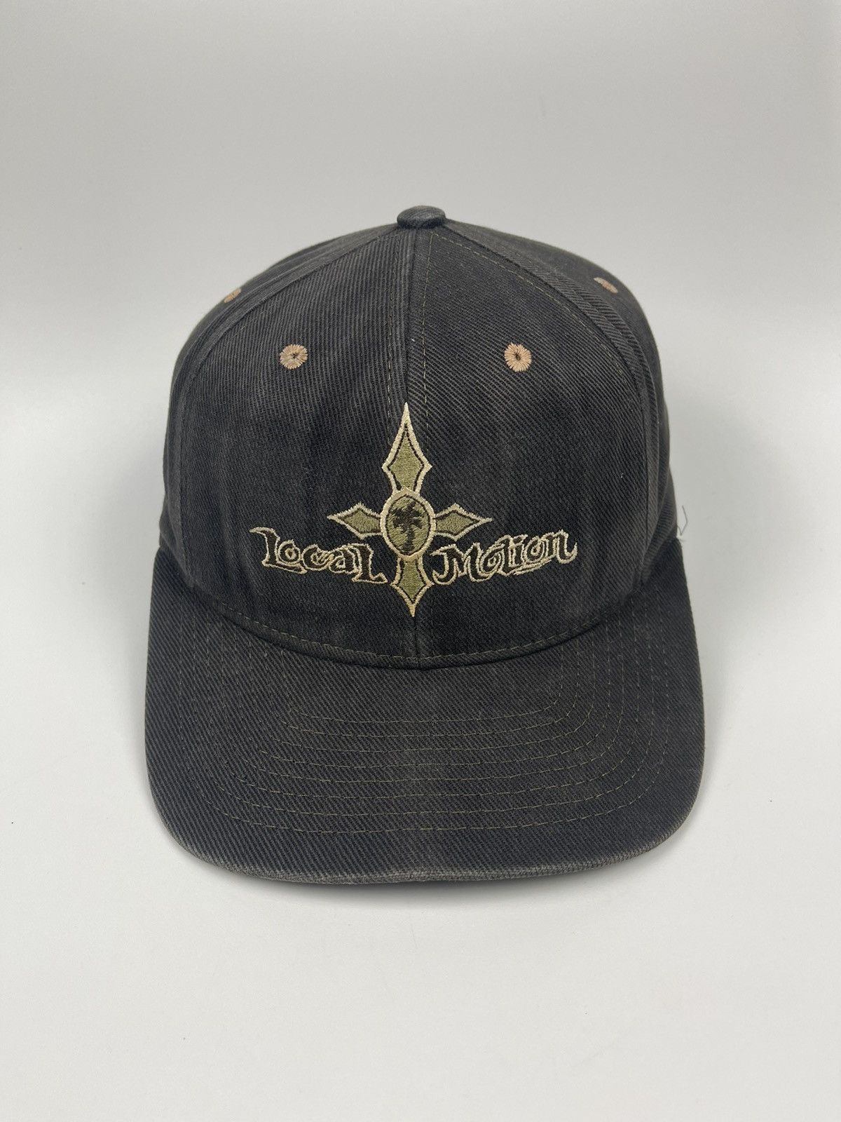 Vintage Local Motion Hawaiian Surfgear