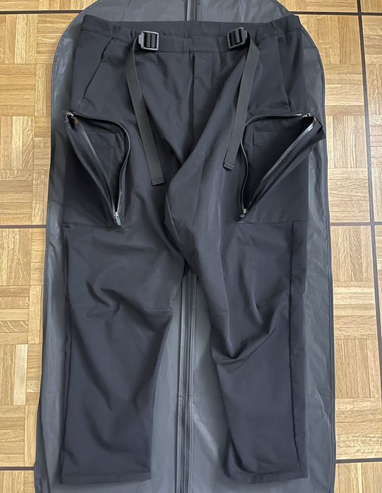 Acronym Acronym Black P31A-DS sz M/32 FW 2021 | Grailed