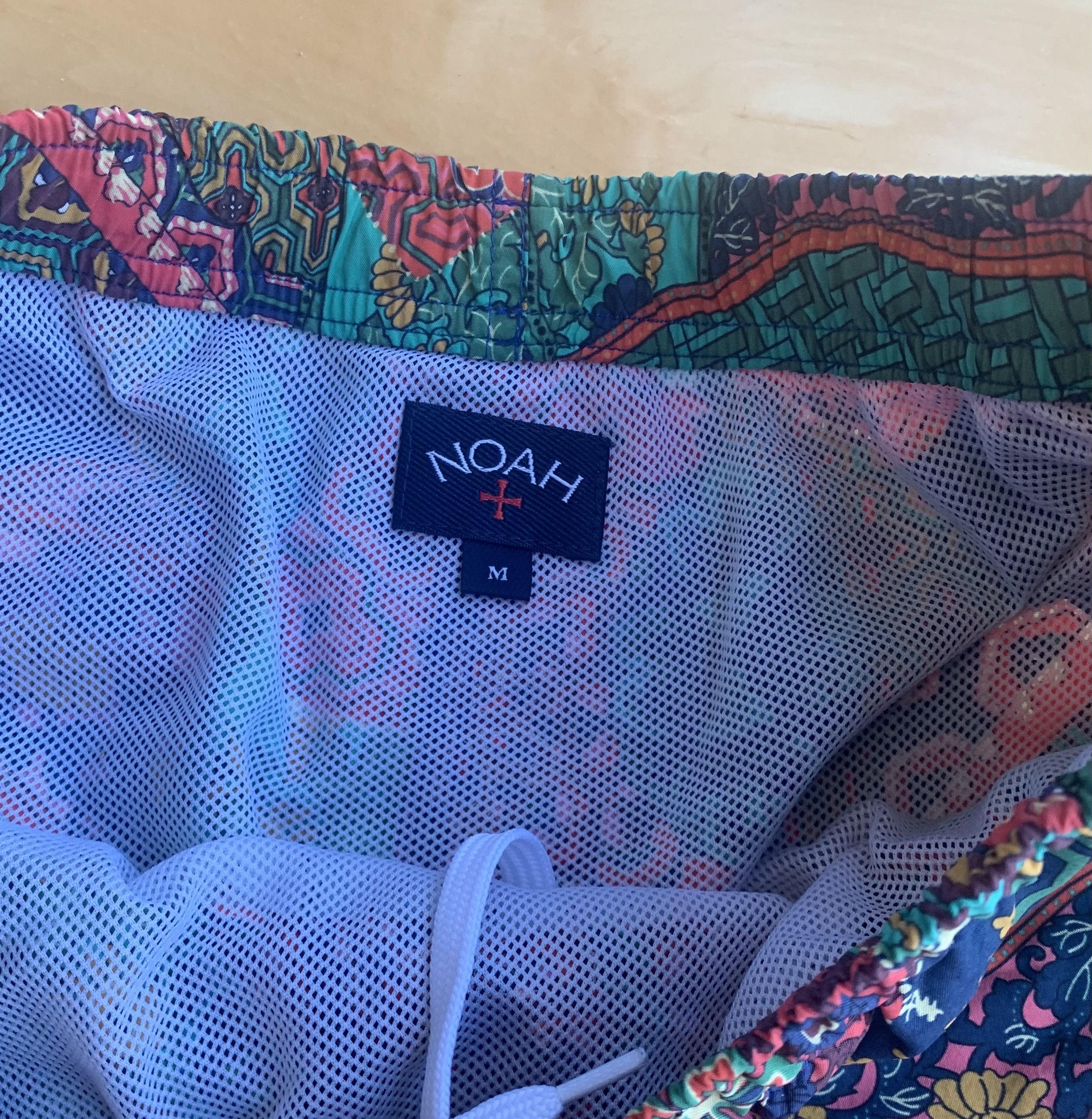 Noah Noah “Crazy Paisley” Nylon Shorts, size medium Size US 32 / EU 48 - 3 Thumbnail
