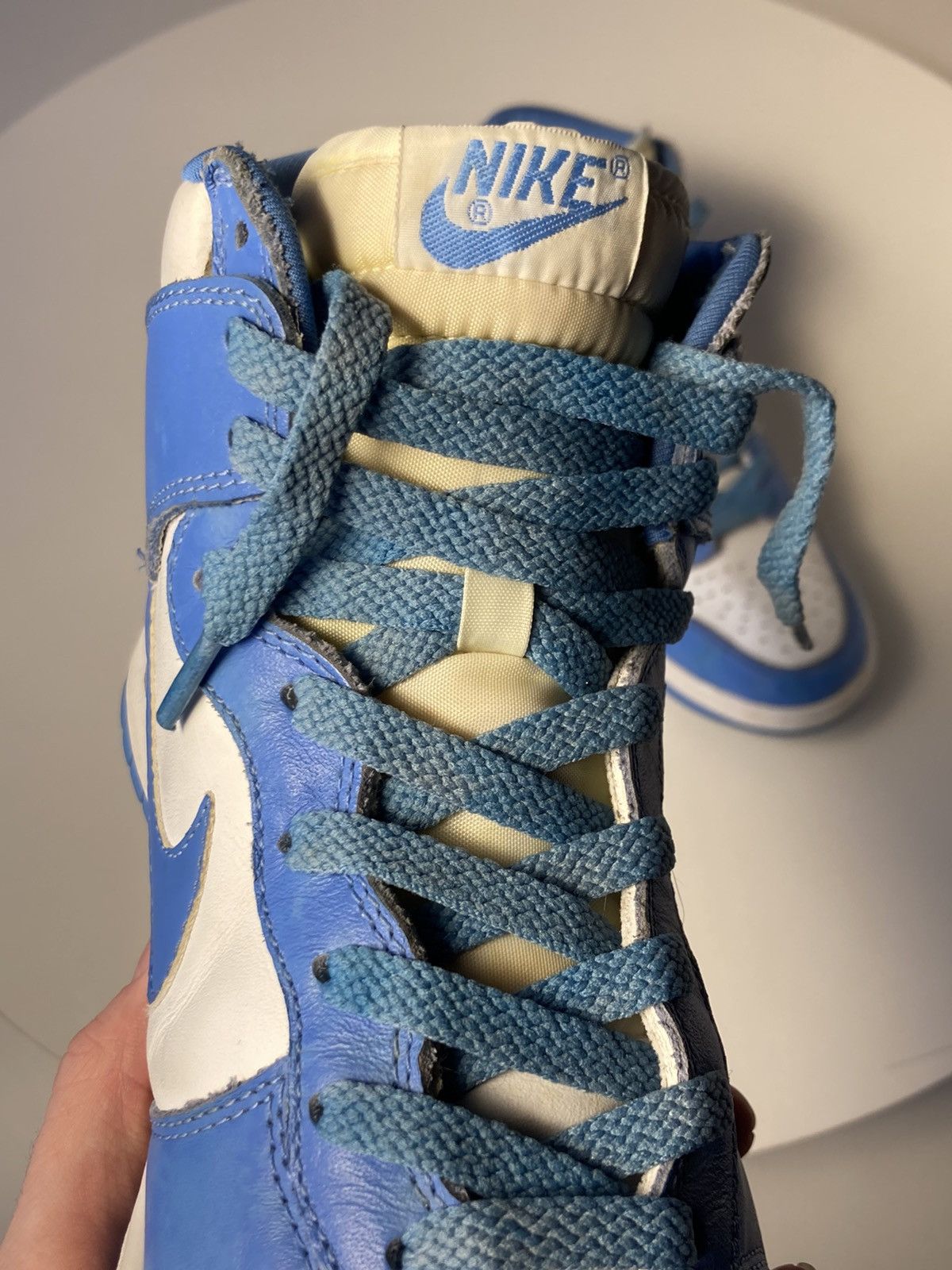 Nike 1999 Dunk High Le White | Carolina Blue UNC blue Size US 10 / EU 43 - 9 Thumbnail