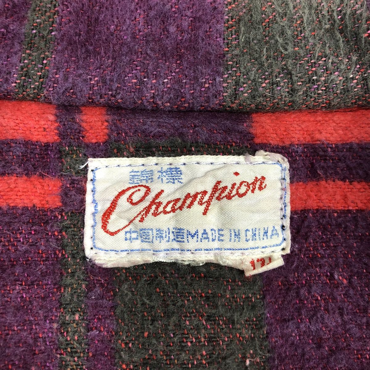 Champion Vintage 80s Champion Shirt Washed Distressed Size US M / EU 48-50 / 2 - 7 Thumbnail