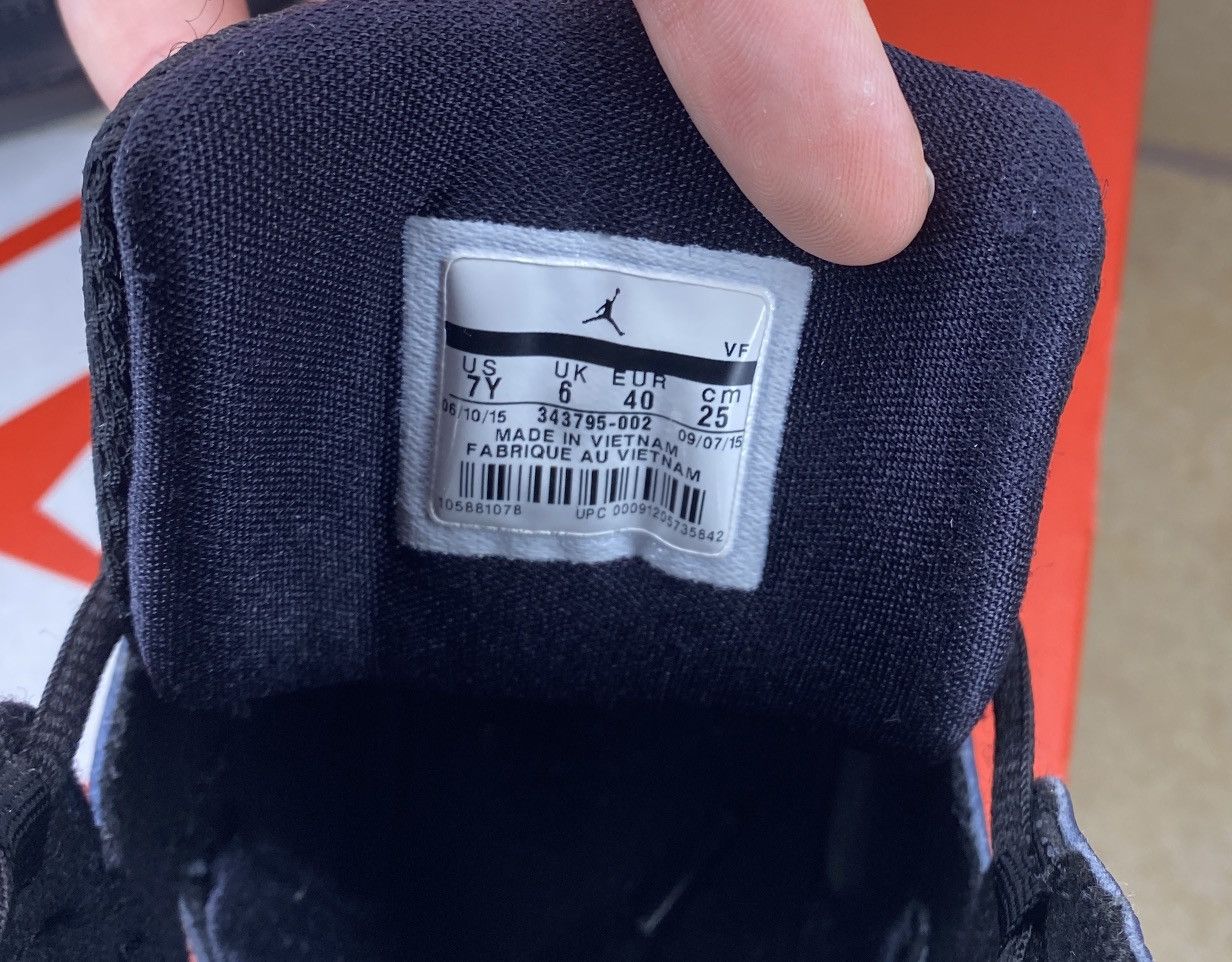 Jordan Brand × Nike 🇺🇦 LAST DROP! 🔴 Jordan True Flight GS BG Bred Size US 7 / EU 40 - 10 Thumbnail