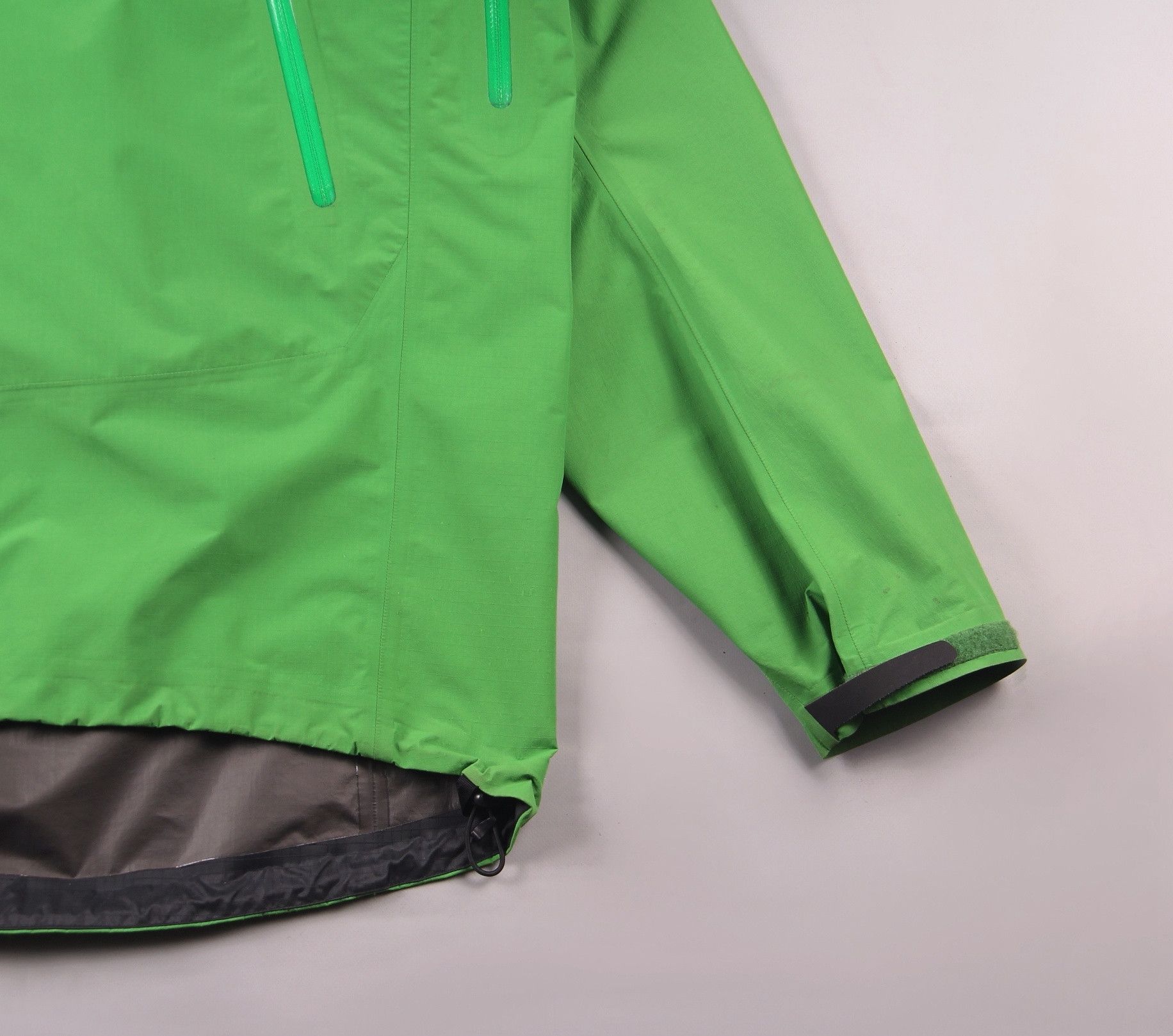 Arc'teryx × Goretex × Hype Arcteryx 2012 GORE TEX Paclite Arc'teryx × Goretex × Hype Arcteryx 2012 GORE TEX Paclite