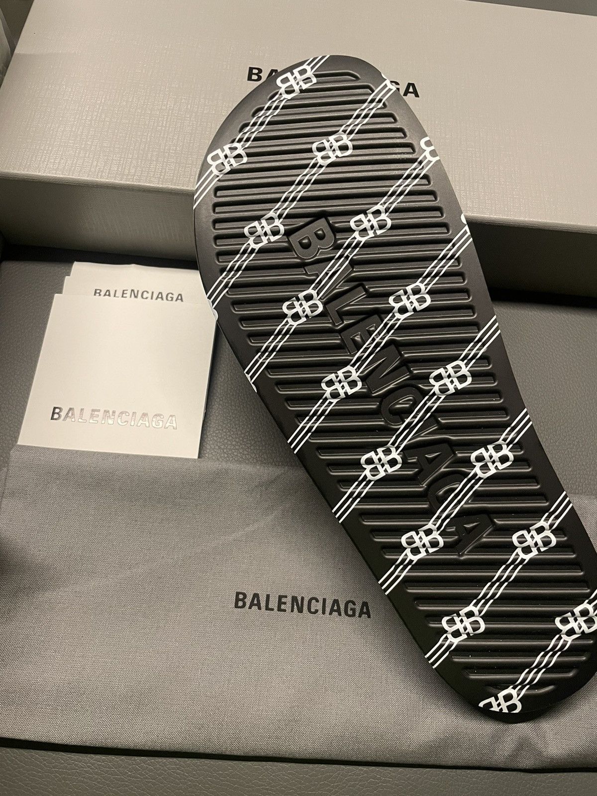 Balenciaga Rare Super Runway Limited Edition Iconic BB Logo Pool Slides Size US 8 / EU 41 - 6 Thumbnail