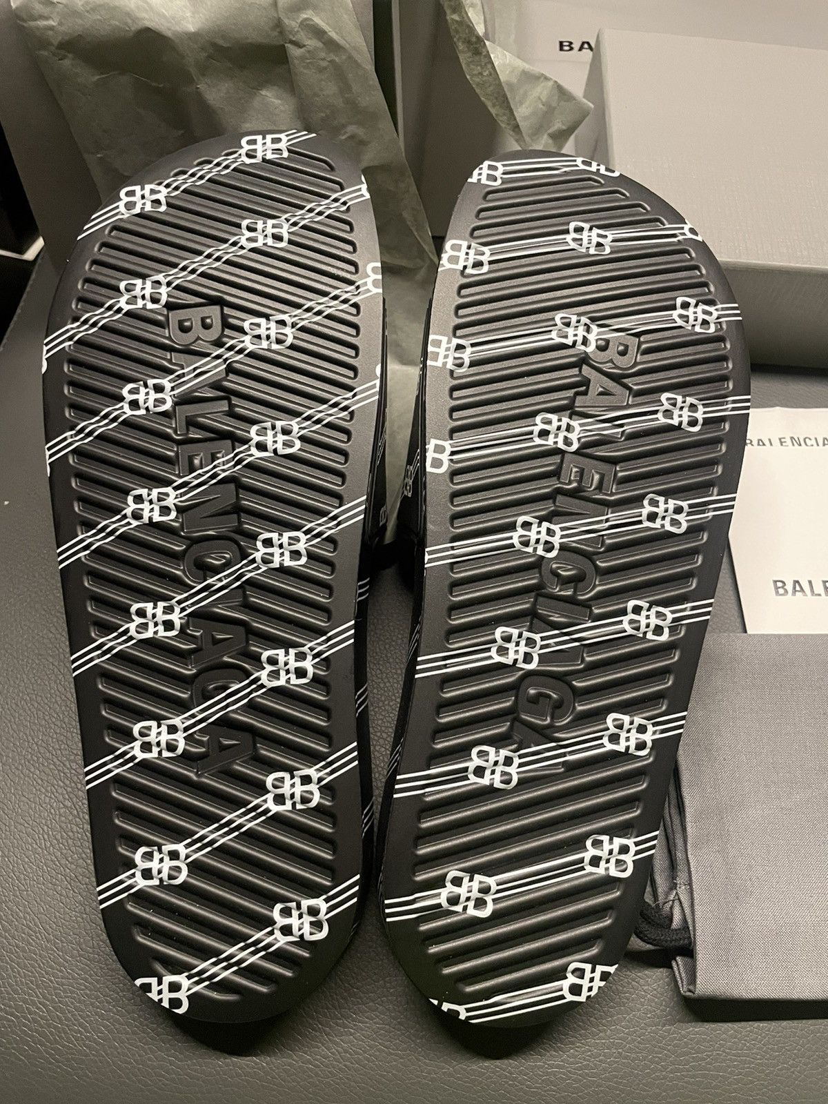 Balenciaga Rare Super Runway Limited Edition Iconic BB Logo Pool Slides Size US 8 / EU 41 - 24 Thumbnail