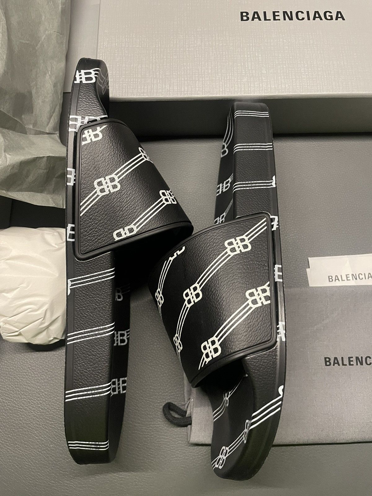 Balenciaga Rare Super Runway Limited Edition Iconic BB Logo Pool Slides Size US 8 / EU 41 - 18 Thumbnail