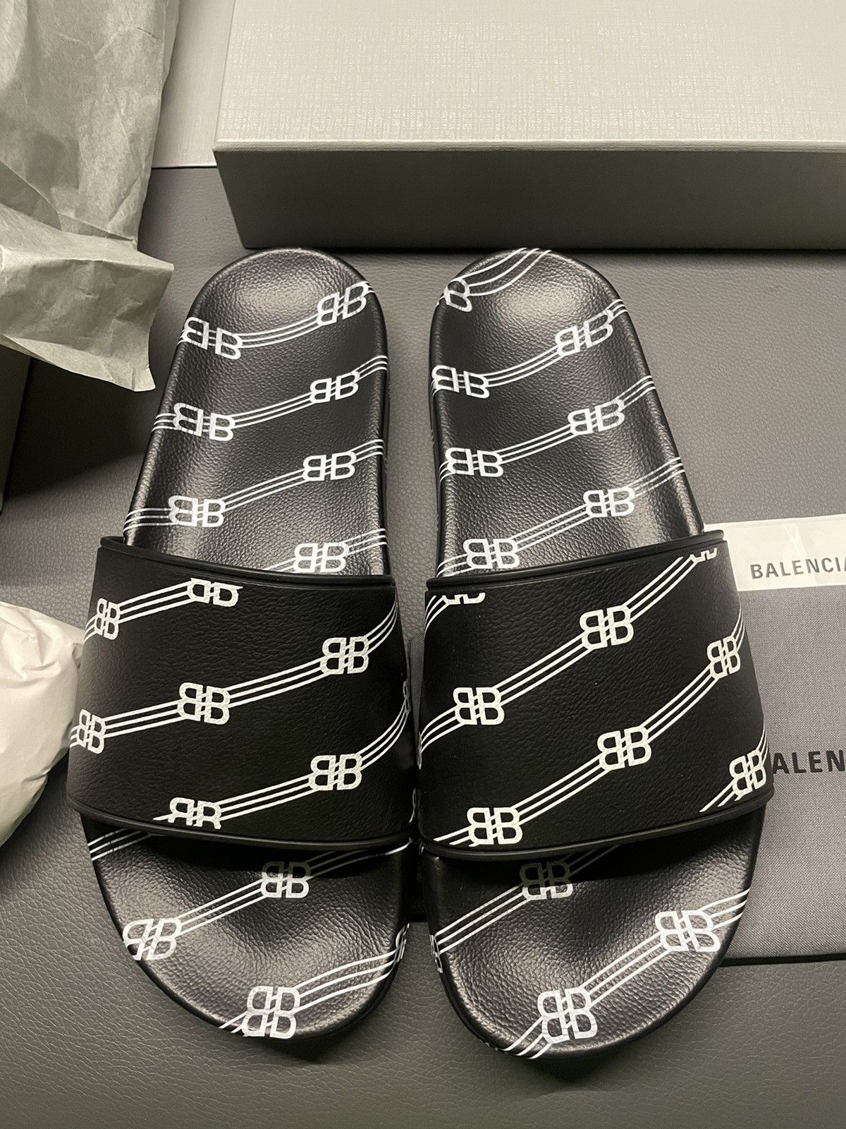 Balenciaga Rare Super Runway Limited Edition Iconic BB Logo Pool Slides Size US 8 / EU 41 - 2 Thumbnail