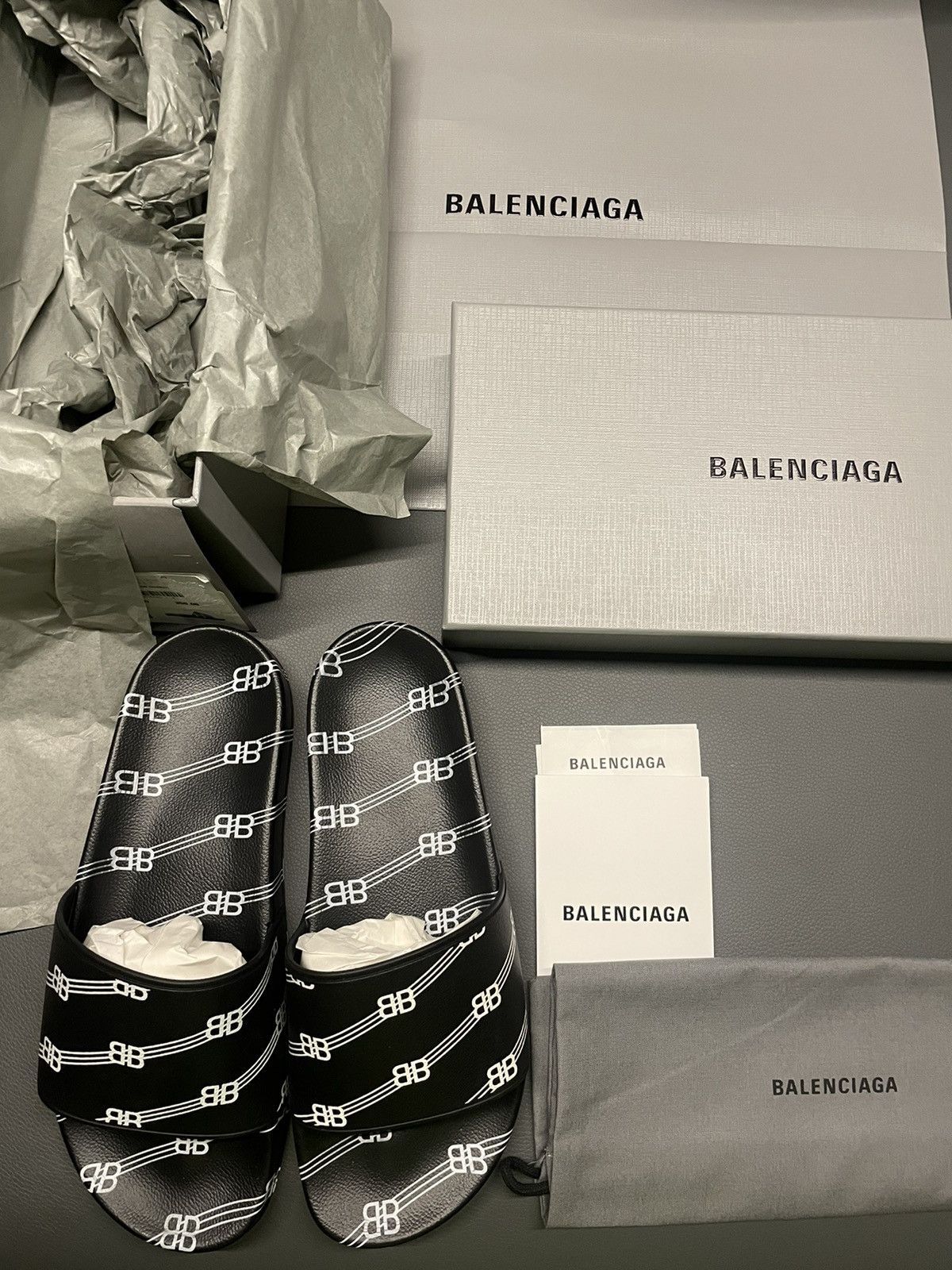 Balenciaga Rare Super Runway Limited Edition Iconic BB Logo Pool Slides Size US 8 / EU 41 - 7 Thumbnail