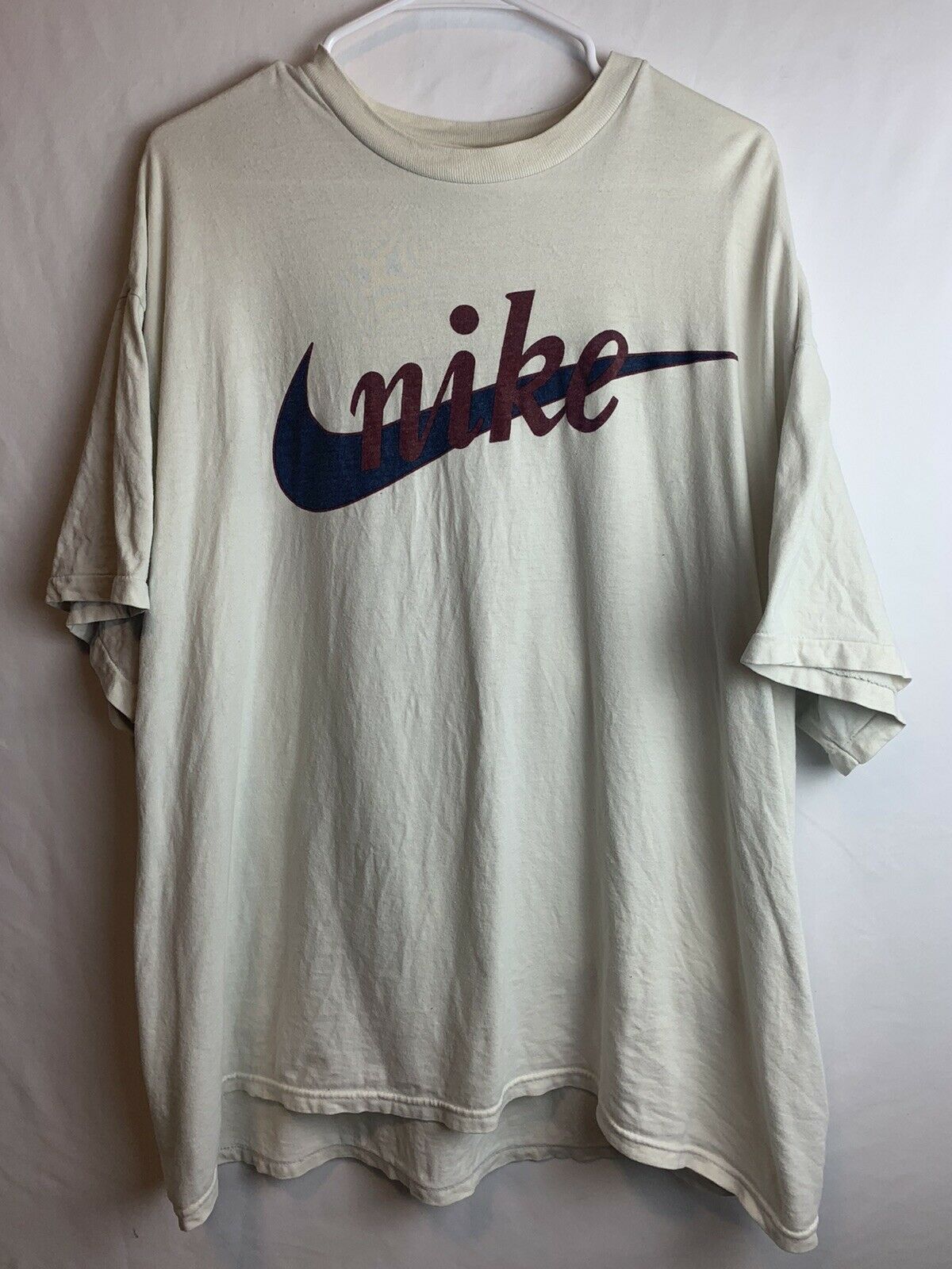 Nike Oregon Hayward Track And Field White T-Shirt No Tag