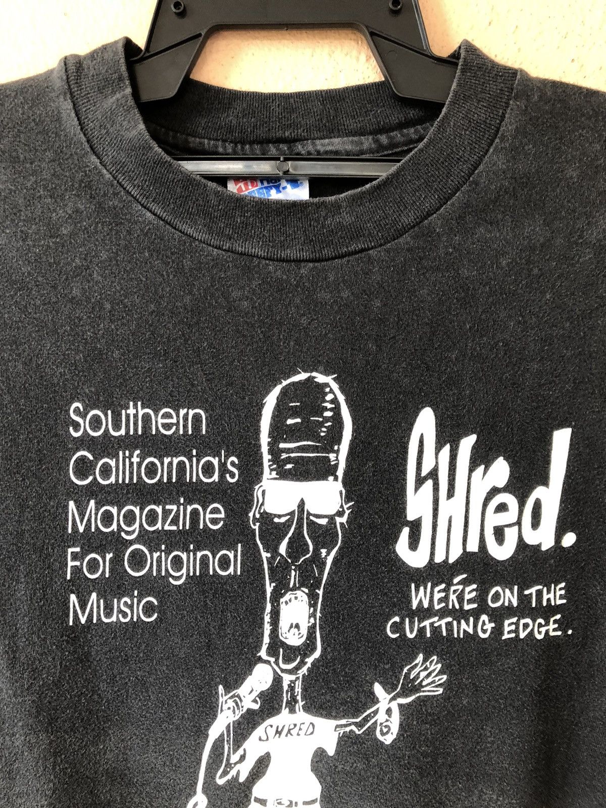 Vintage Vintage 90s Shred Southern Californias Magazine Tee Size US XL / EU 56 / 4 - 3 Thumbnail