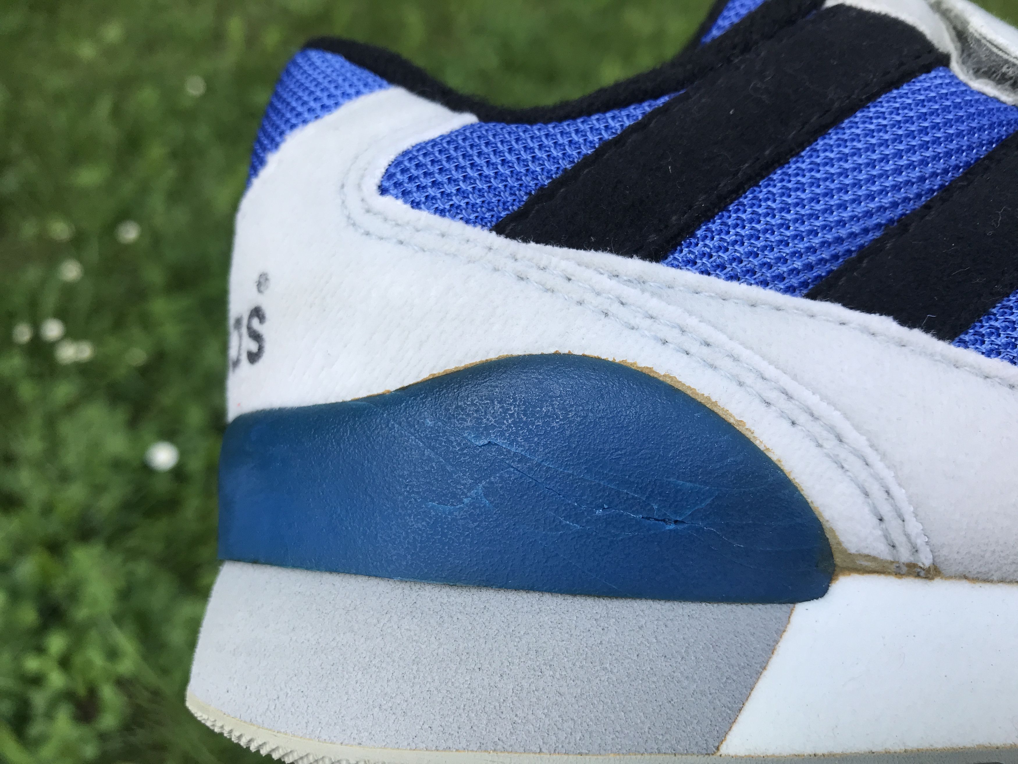 Adidas Vintage Adidas Women Sneakers 1995 Size US5(37.5) Blue Gray Size US 5 / IT 35 - 12 Thumbnail