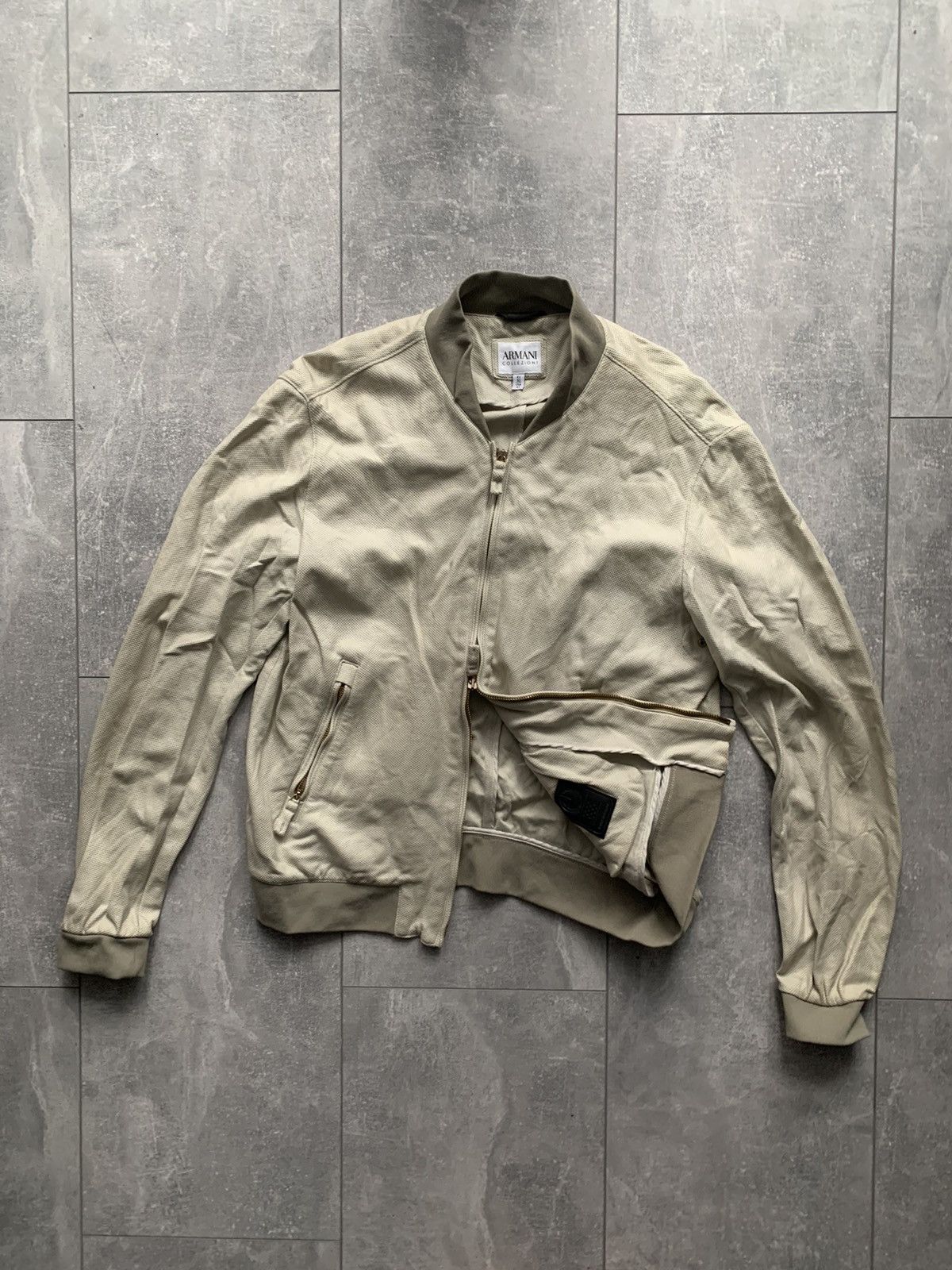 Armani Armani Collezioni beige bomber Size US L / EU 52-54 / 3 - 2 Thumbnail