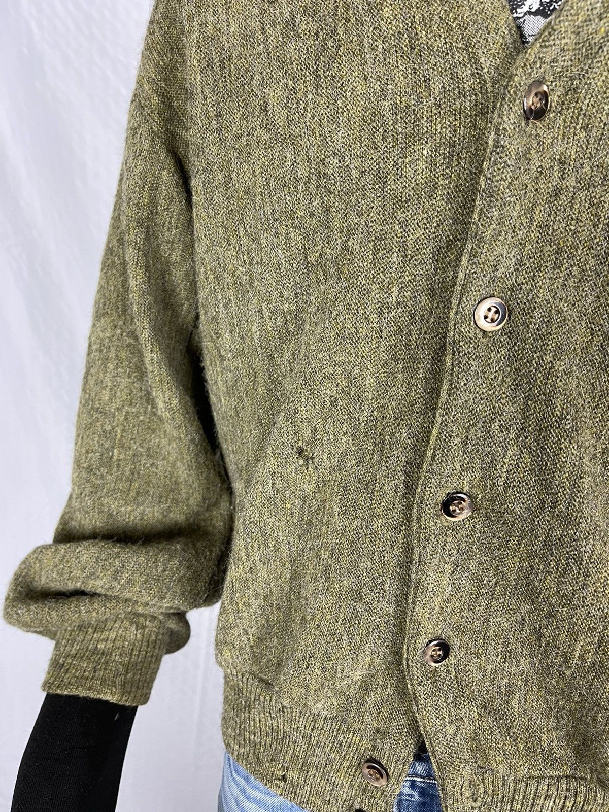 Vintage Vintage 60s Kurt Cobain Distressed Cardigan last drop Size US M / EU 48-50 / 2 - 5 Thumbnail