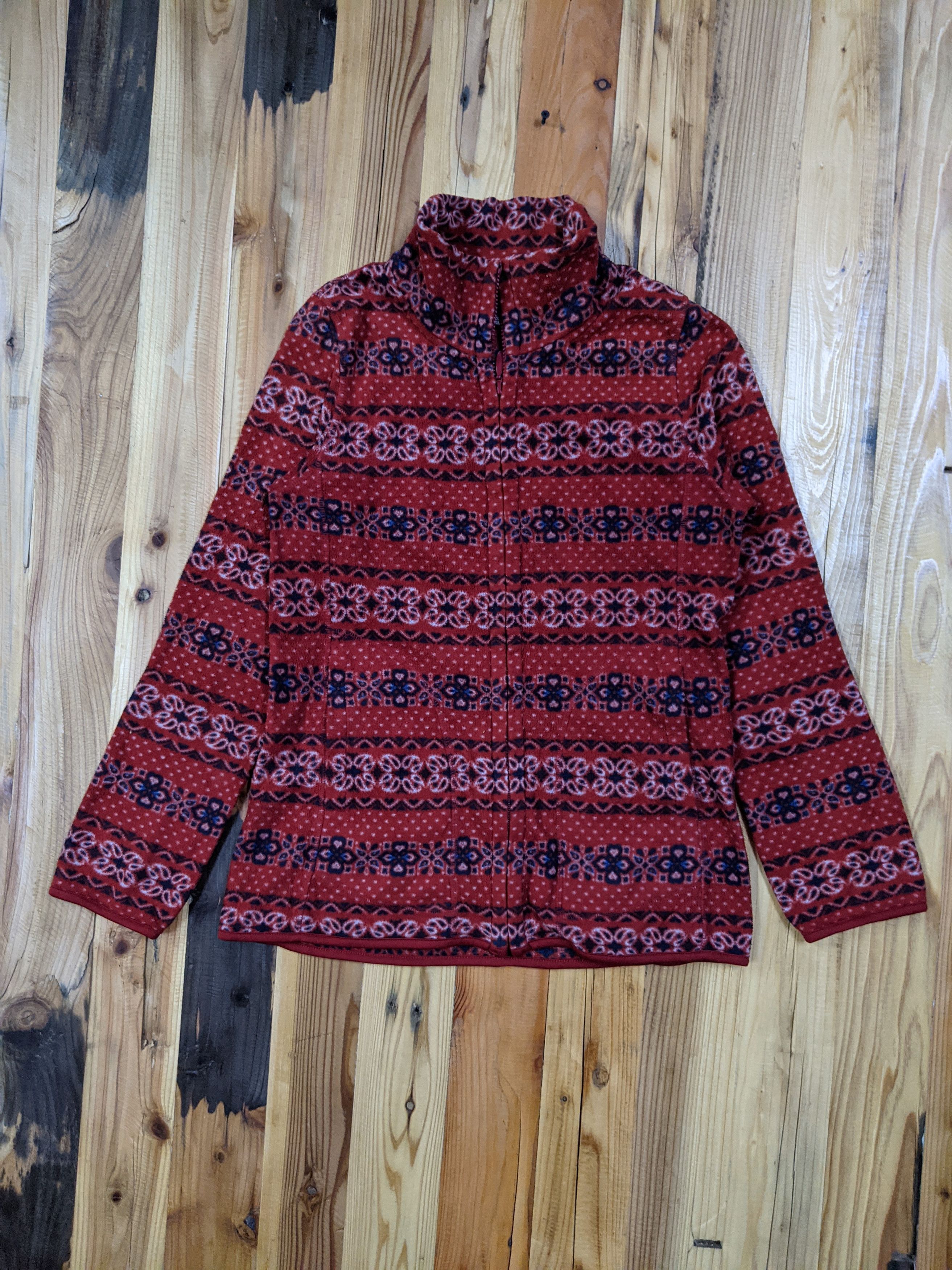 image of Uniqlo Printed Micro Fleece in Red, Men's (Size XS)