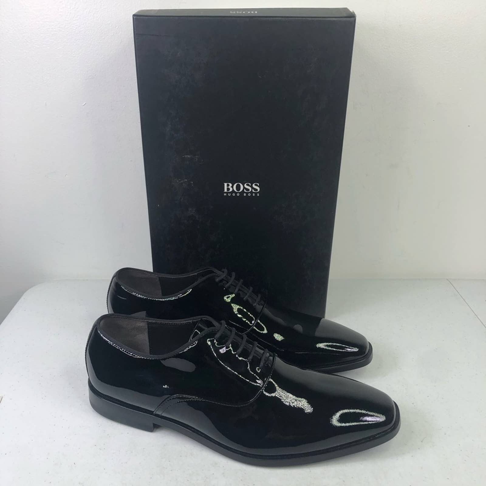 Hugo Boss NIB Hugo Boss Patent Leather Oxford with Grograin  display picture 3