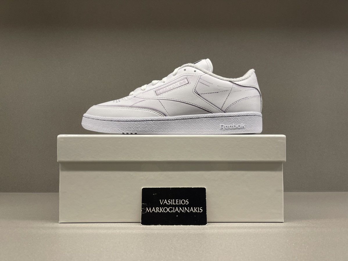 Maison Margiela × Reebok Reebok Club C Maison Margiela White Size US 6 / EU 39 - 1 Thumbnail