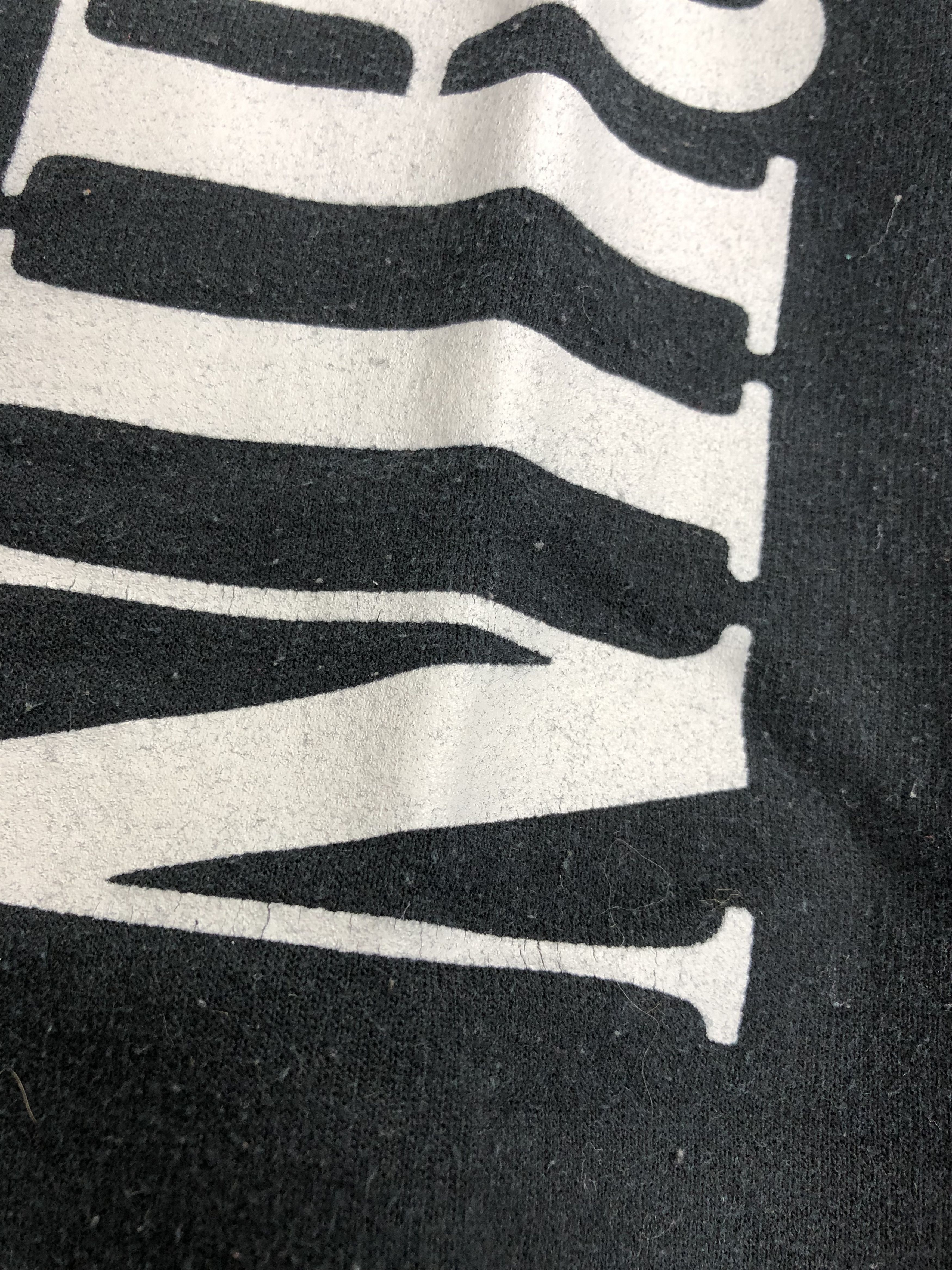 Band Tees Vintage 00s Nirvana Circle (Kurt Cobain Pearl Jam Foo) Size US XL / EU 56 / 4 - 6 Thumbnail