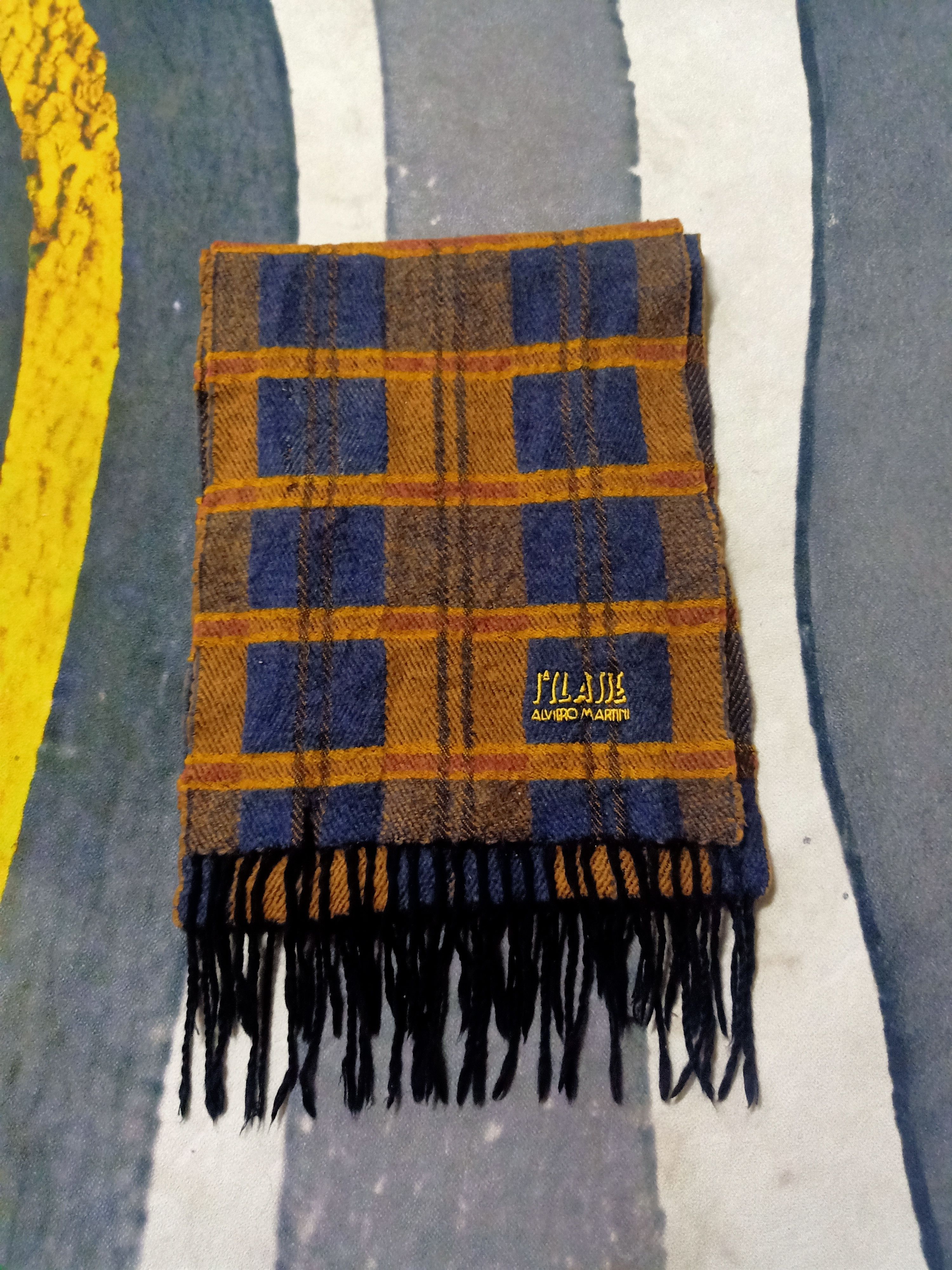 Alviero Martini Alveiro Martini Muffler Size ONE SIZE - 3 Thumbnail